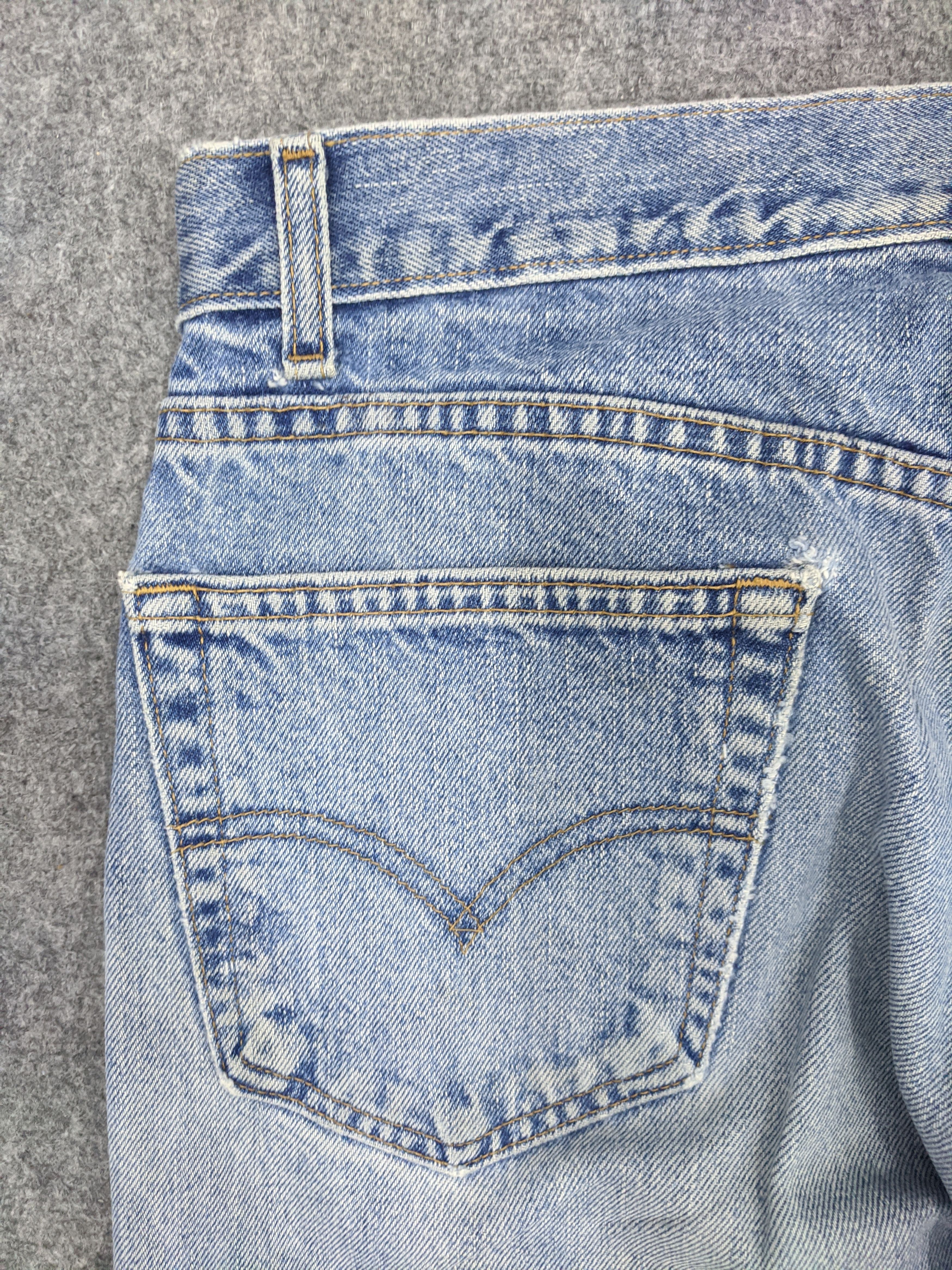 Levi's × Vintage Vintage Levis 505 Light Wash Ripped Jeans DP0923 Size US 36 / EU 52 - 12 Thumbnail