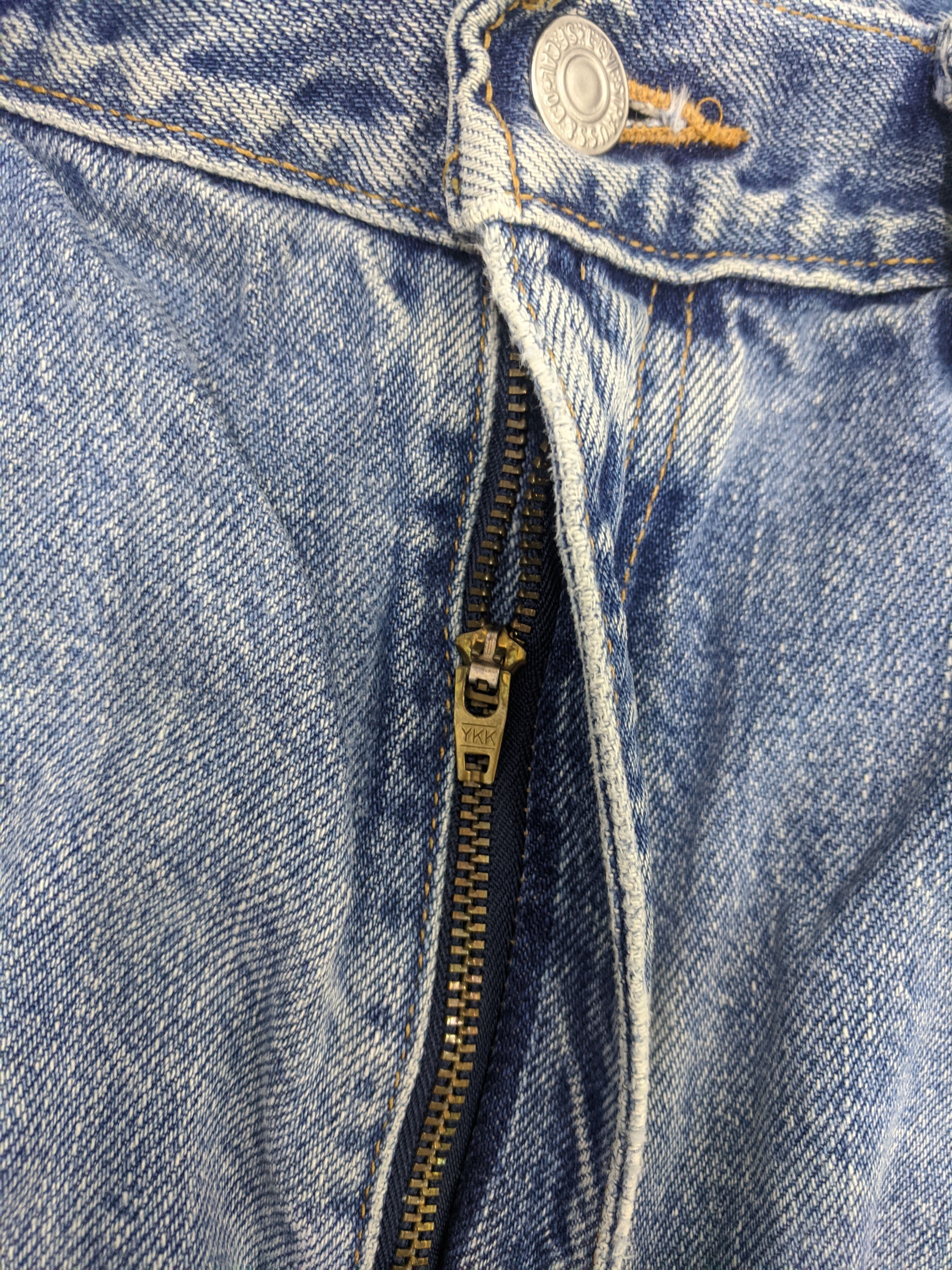 Levi's × Vintage Vintage Levis 505 Light Wash Ripped Jeans DP0923 Size US 36 / EU 52 - 9 Thumbnail
