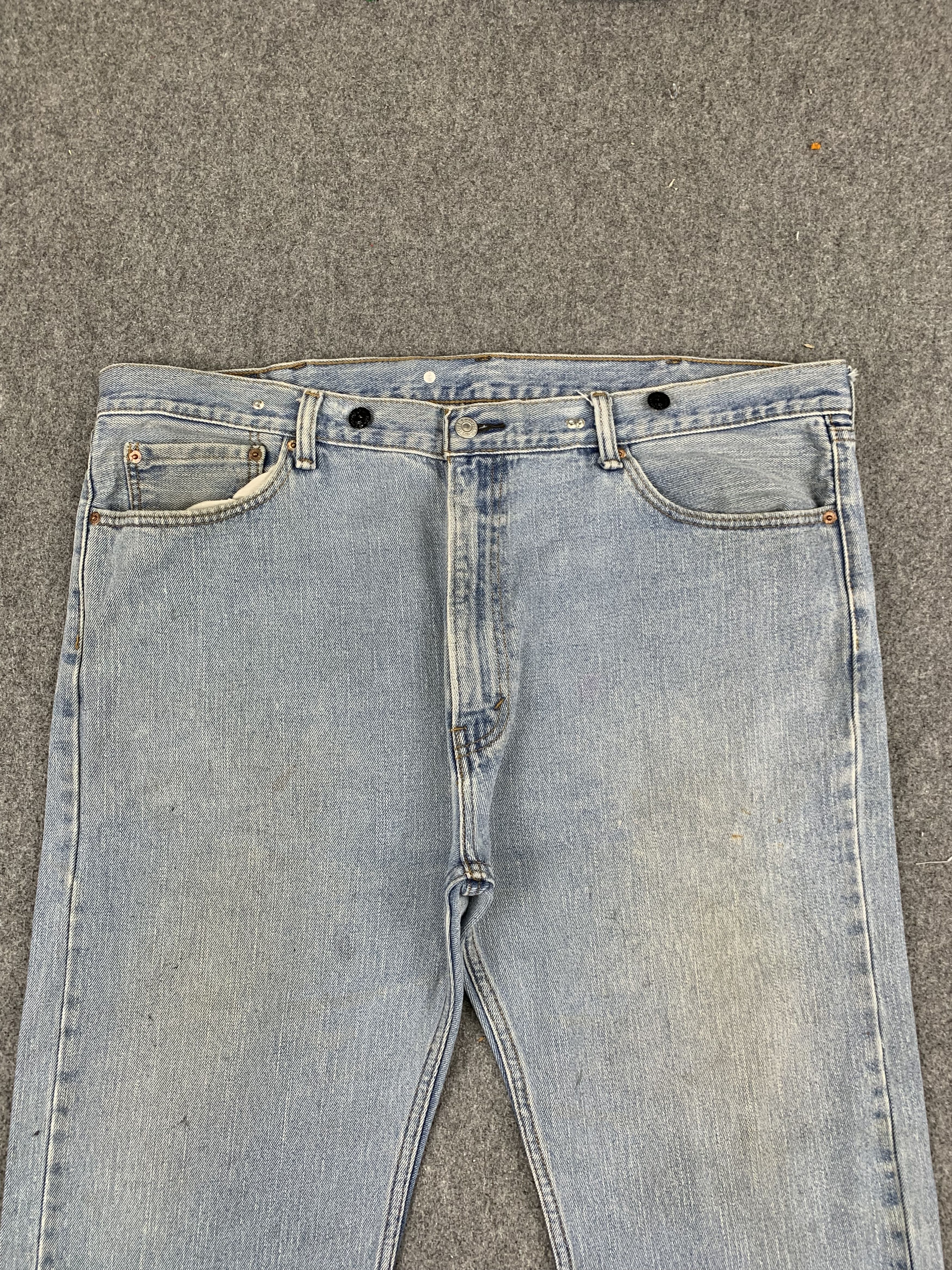 Levi's Vintage Levis 505 Light Wash Jeans DP1804 Size US 44 / EU 60 - 2 Thumbnail