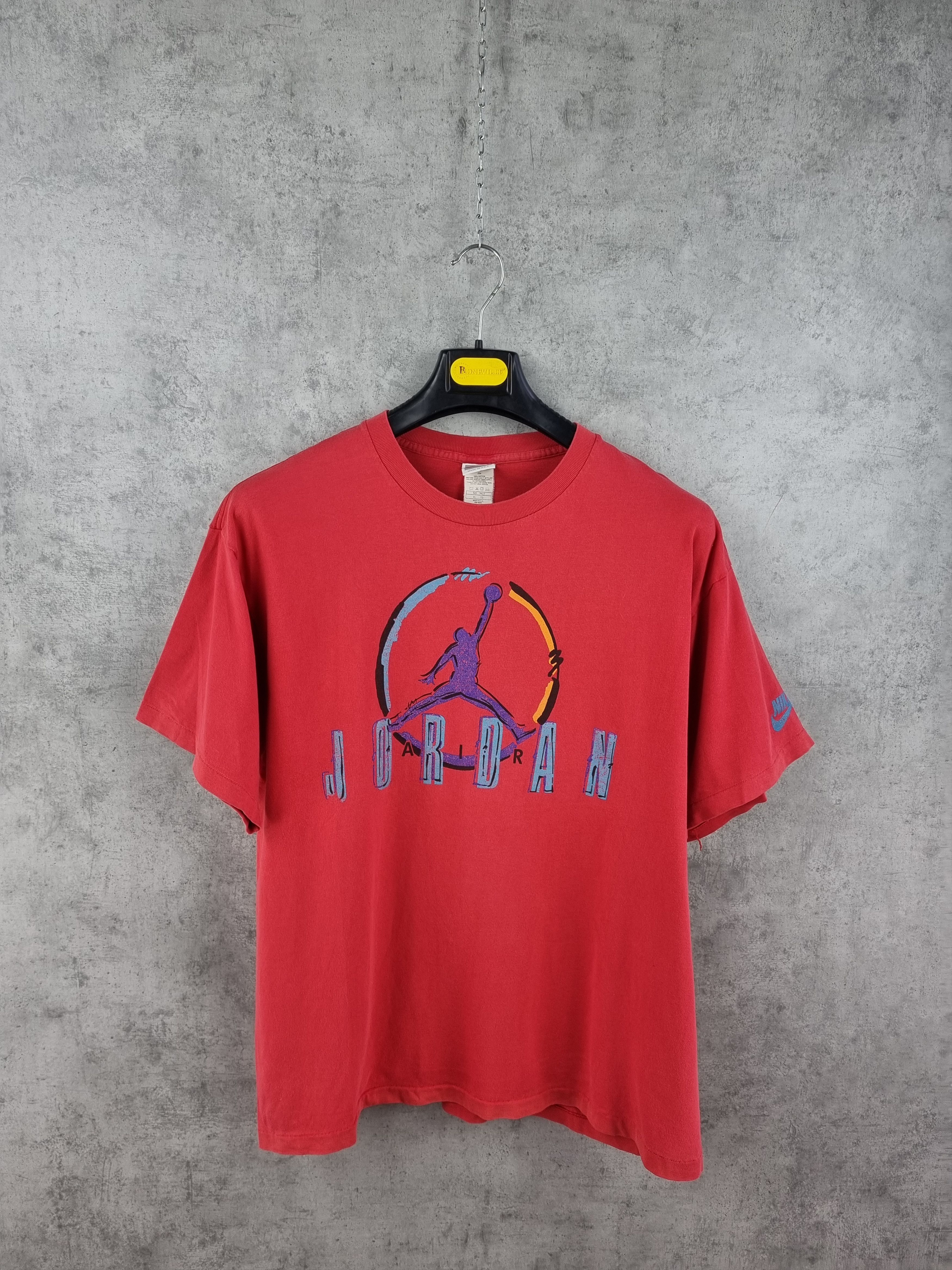 Jordan Brand × Nike Single Stitch Nike Air Jordan Big Logo Vintage Tee shirt Size US L / EU 52-54 / 3 - 12 Thumbnail