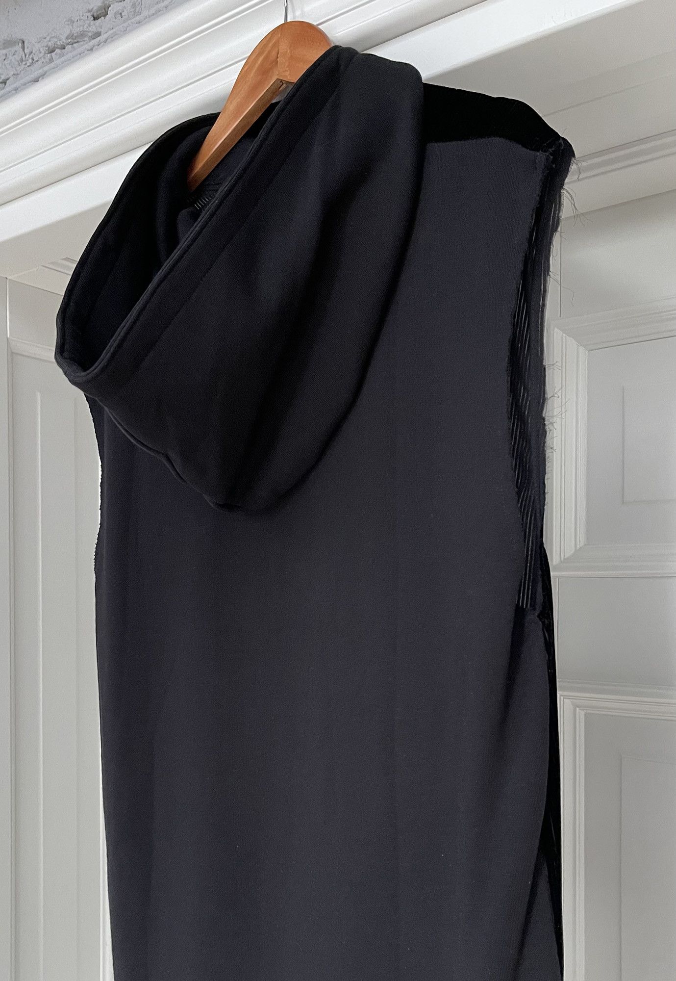 Ann Demeulemeester BNWT Black Sleveless Hooded Top / Sweatshirt Size US M / EU 48-50 / 2 - 5 Thumbnail