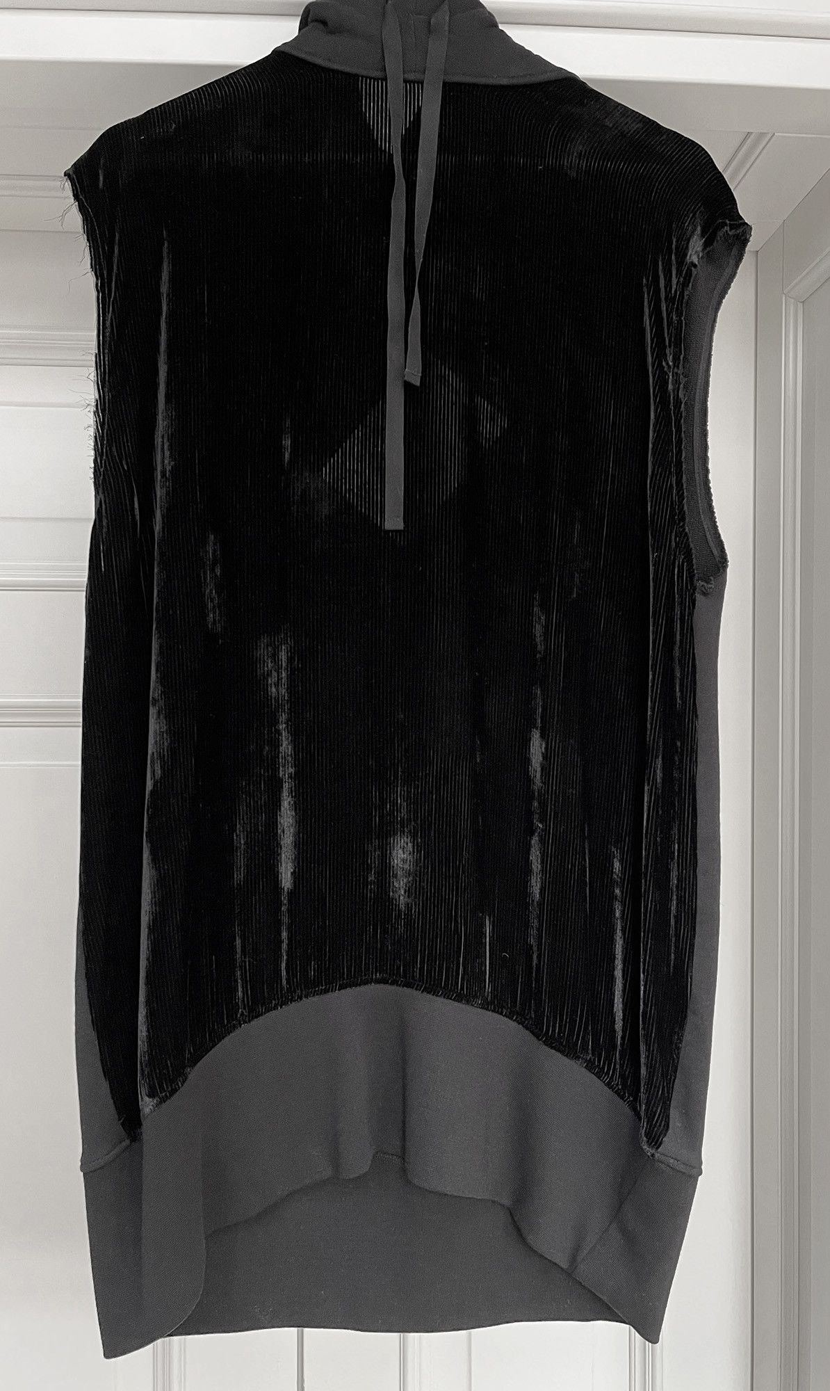 Ann Demeulemeester BNWT Black Sleveless Hooded Top / Sweatshirt Size US M / EU 48-50 / 2 - 4 Thumbnail