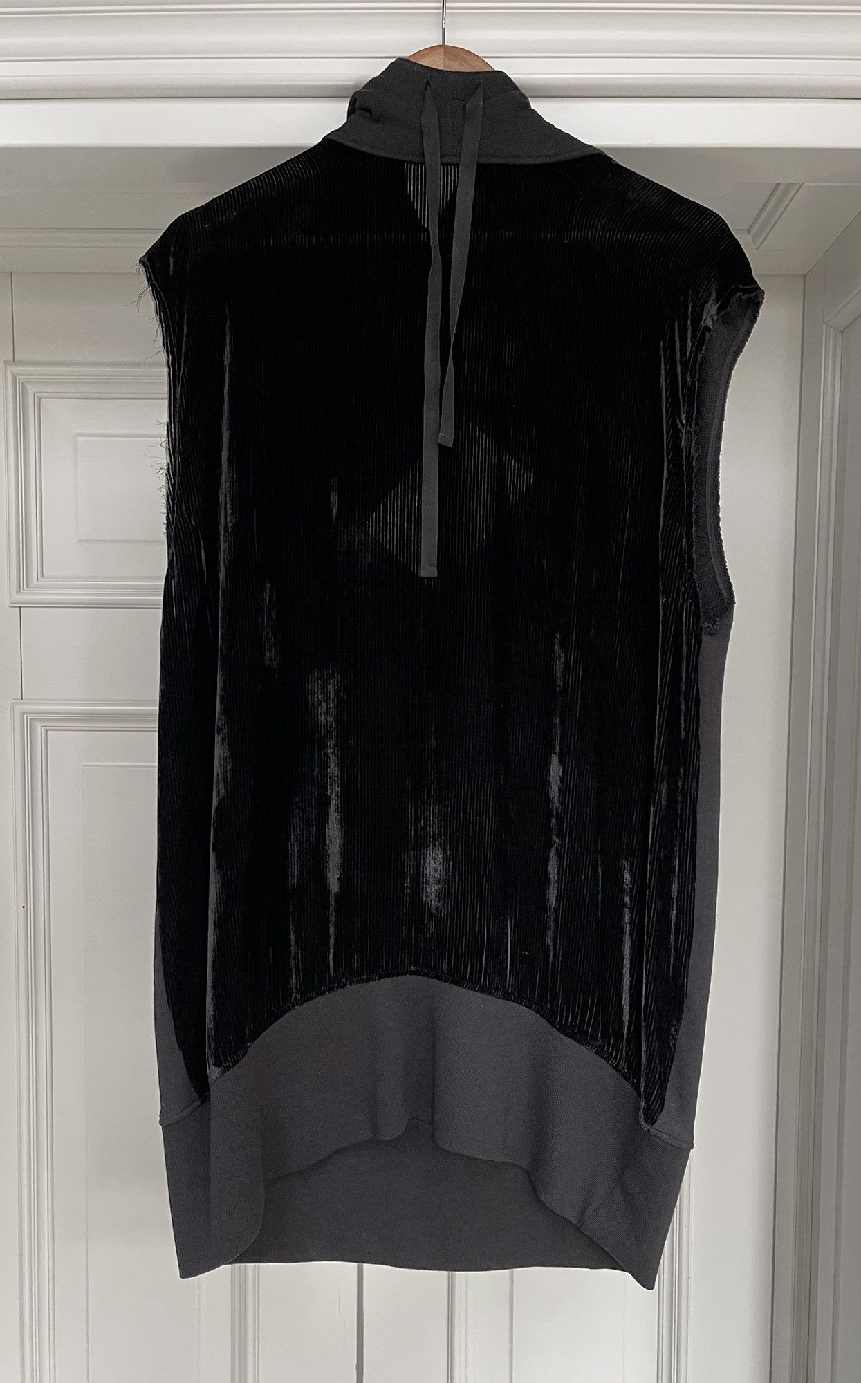Ann Demeulemeester BNWT Black Sleveless Hooded Top / Sweatshirt Size US M / EU 48-50 / 2 - 1 Thumbnail