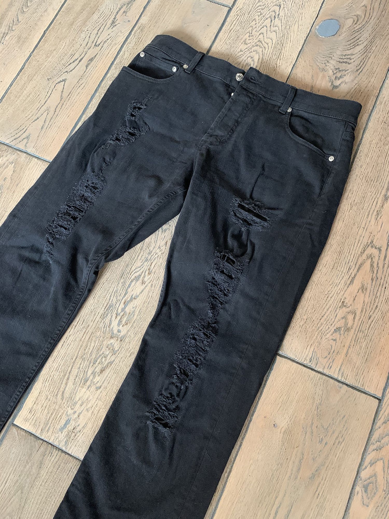 Alexander McQueen Alexander McQueen black denim pants Size US 34 / EU 50 - 2 Thumbnail