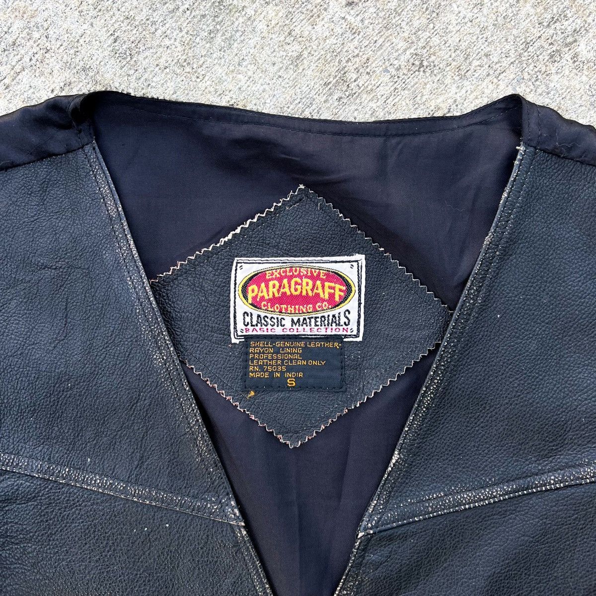 Vintage Vintage 90s Leather Aged Biker Vest Size US S / EU 44-46 / 1 - 3 Thumbnail