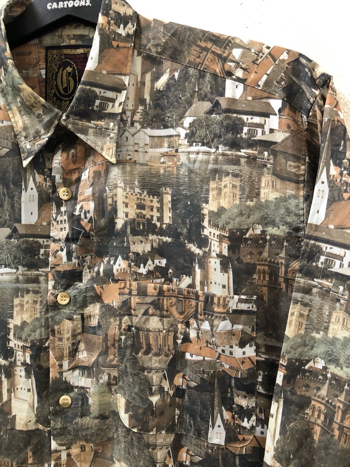 Vintage Japan Brand Gigolo Building view Graphic Shirt Size US M / EU 48-50 / 2 - 2 Thumbnail