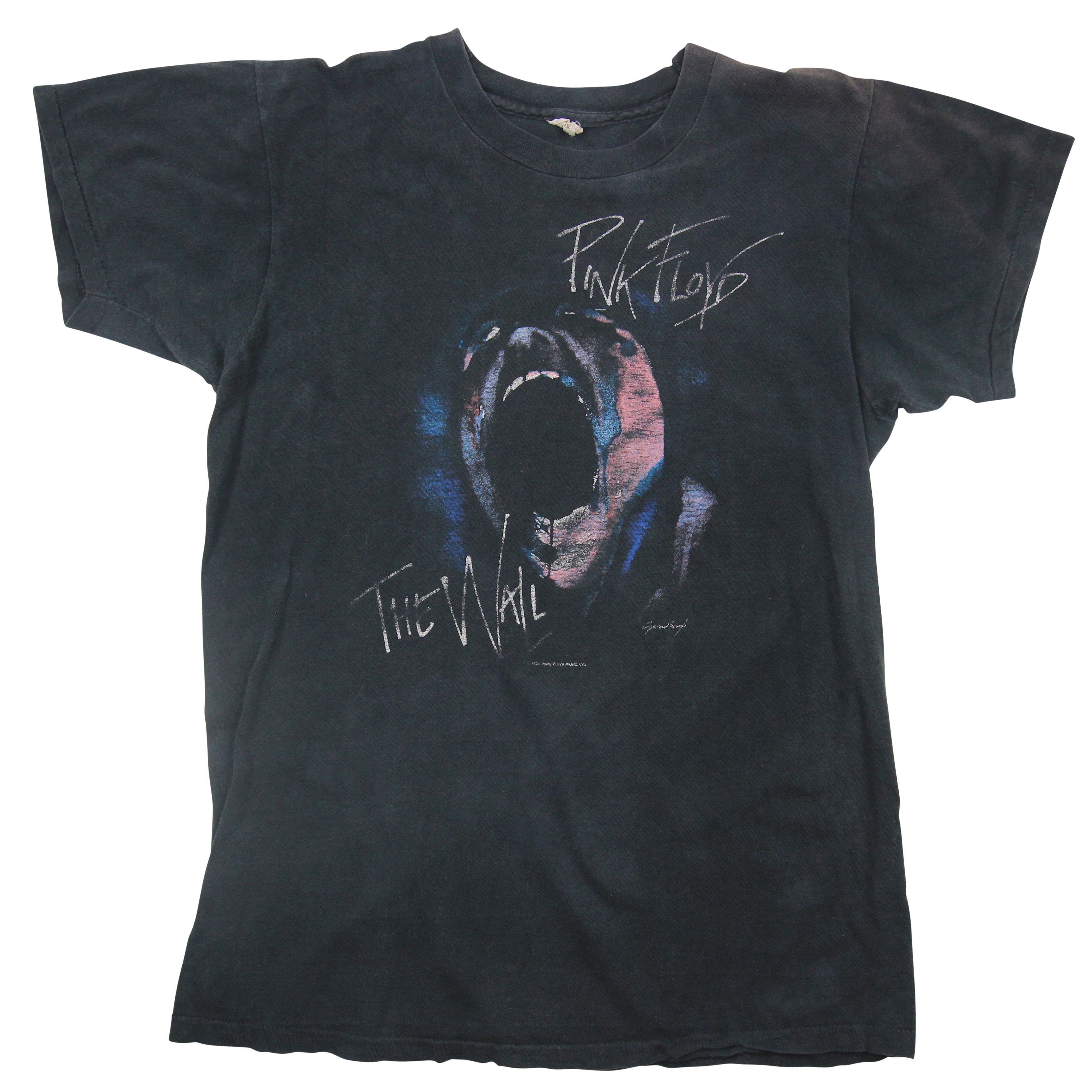 image of Vintage Pink Floyd "the Wall" Graphic T Shirt in Black, Men's (Size Medium)