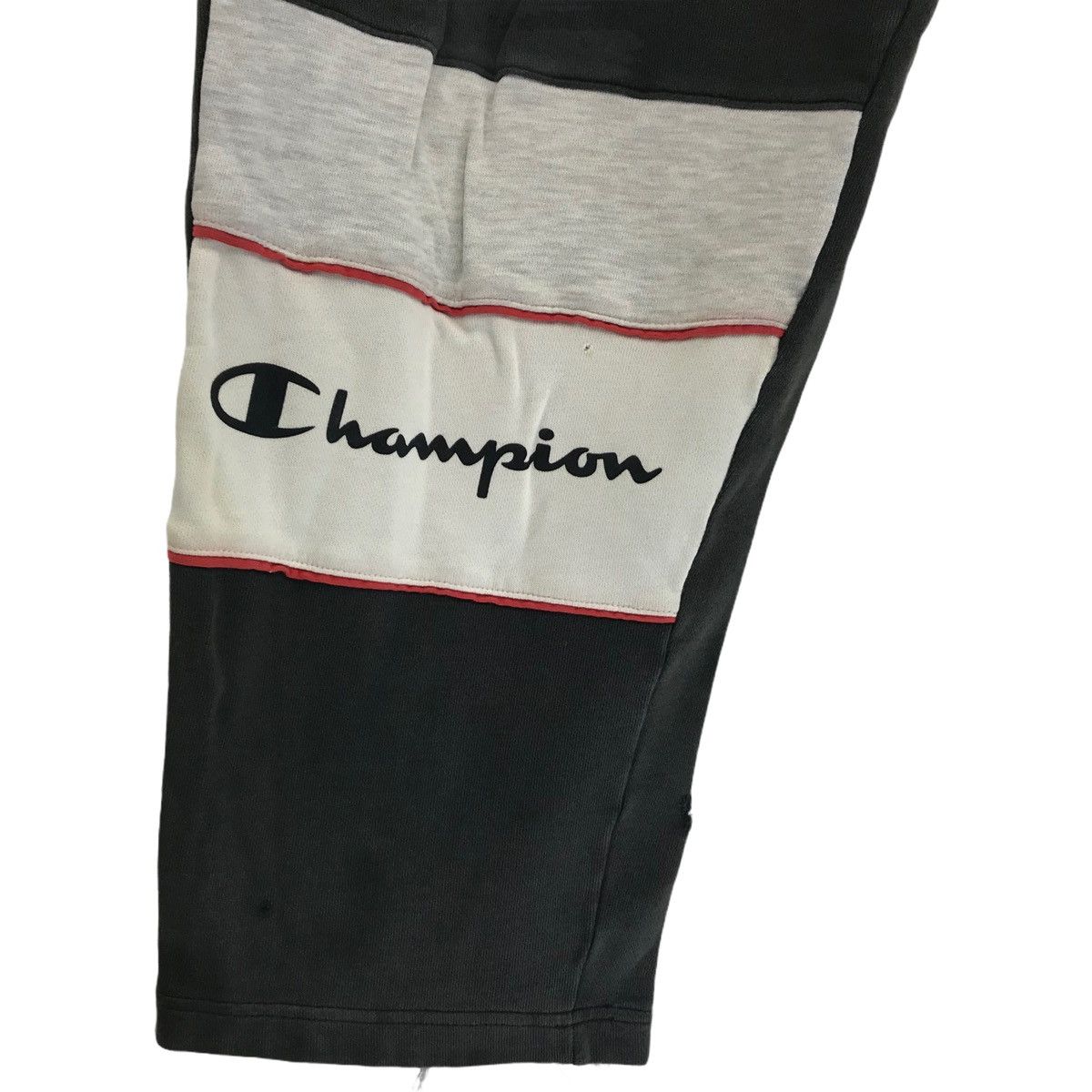 Champion × Vintage Vintage Champion Sweatpants Size US 30 / EU 46 - 5 Thumbnail