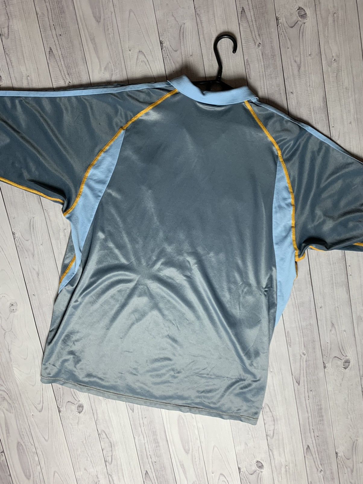 Adidas Vintage soccer jersey Real Madrid adidas grey rare away Size US XL / EU 56 / 4 - 11 Thumbnail