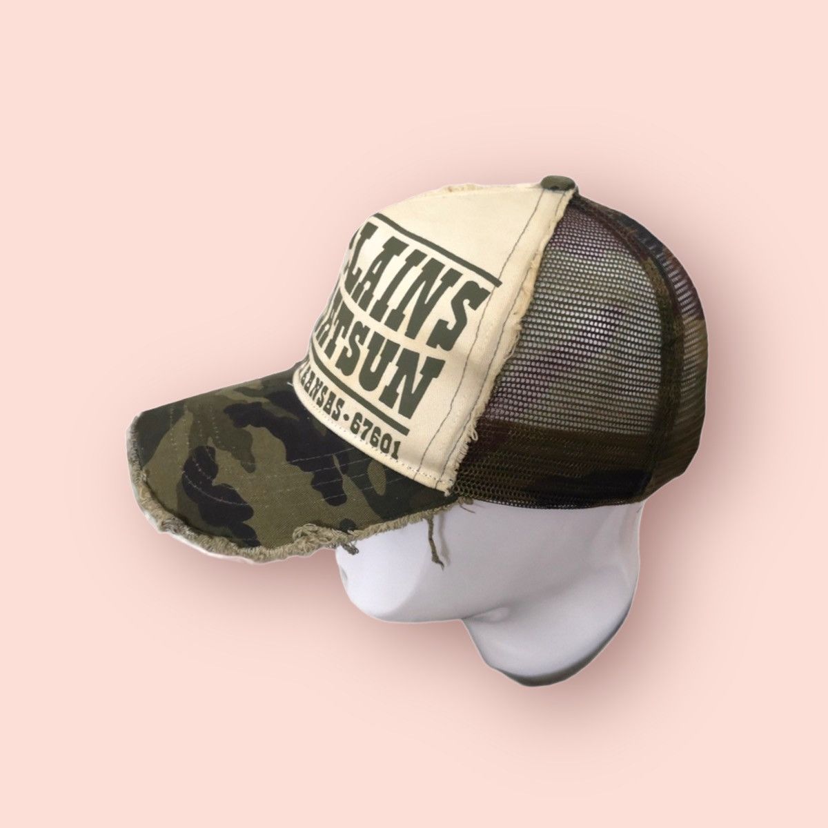 Japanese Brand BASIQUENTI DISTRESSED CAMO TRUCKER SNAPBACK Size ONE SIZE - 15 Thumbnail