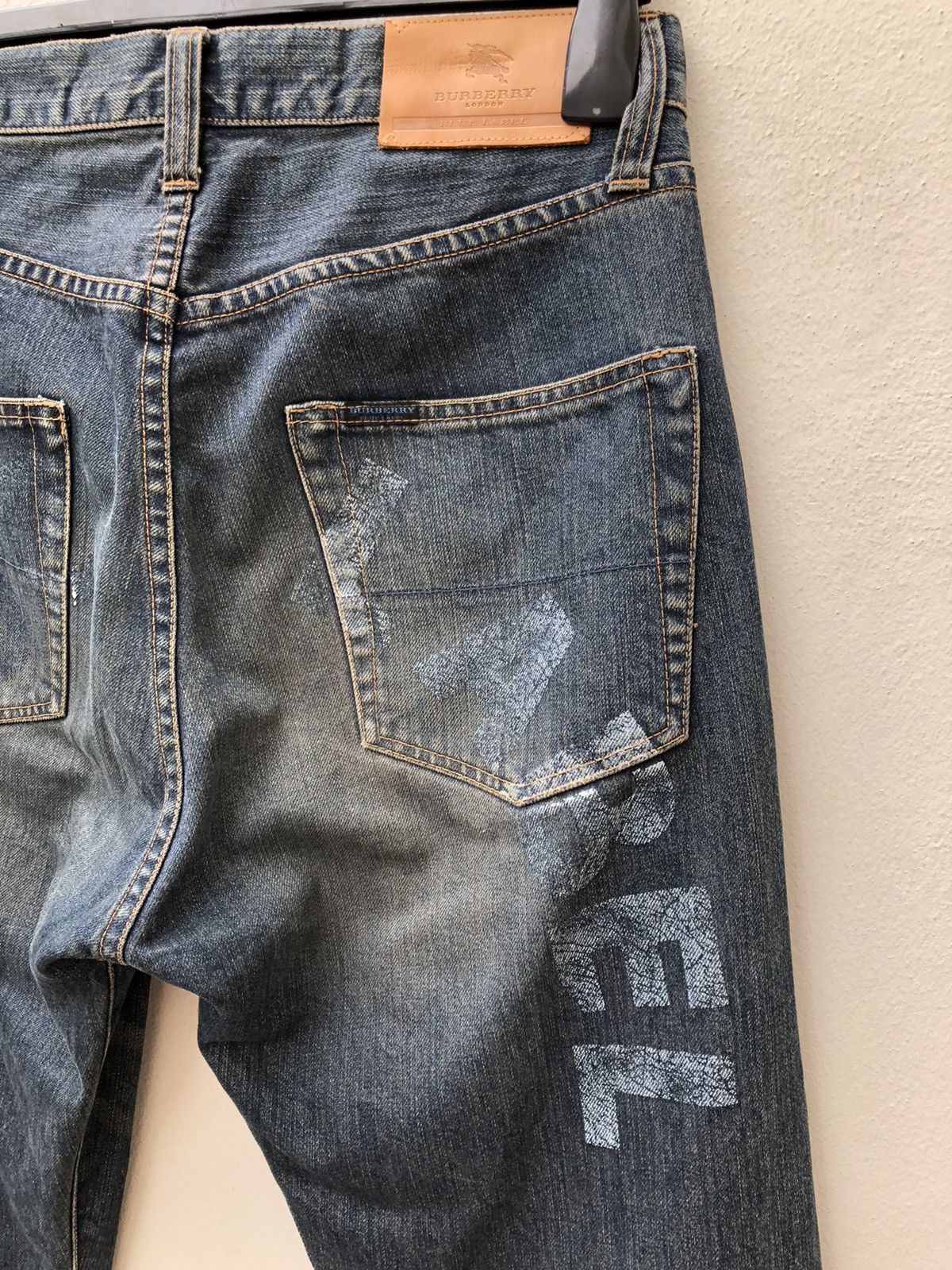 Burberry Burberry Blue Label Painter Denim Jeans Size US 30 / EU 46 - 8 Thumbnail