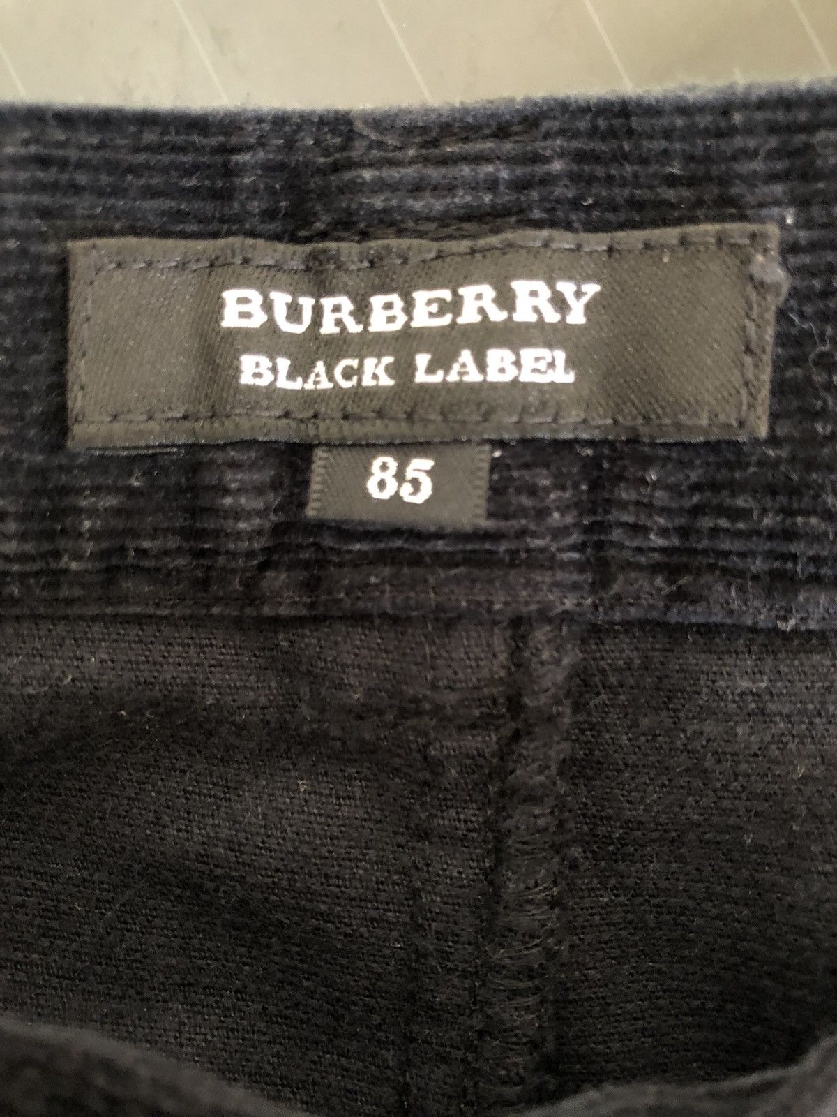 Burberry Burberry Black Cropped Corduroy Bush Pant Size US 31 - 10 Thumbnail