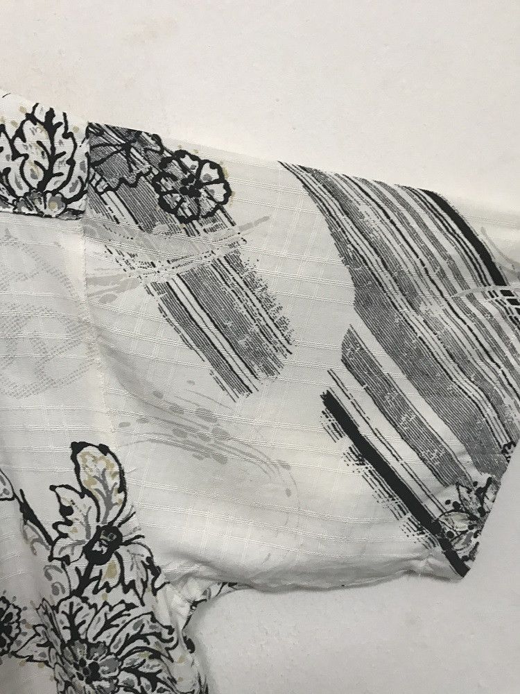 Tommy Bahama Tommy Bahama Aloha Floral Silk Baggy Hawaiian Shirt Size US L / EU 52-54 / 3 - 12 Thumbnail