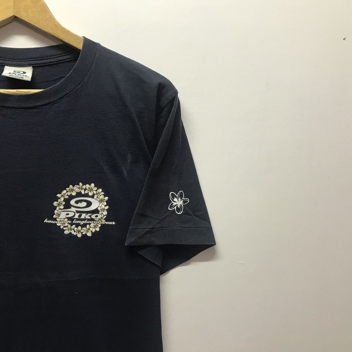 Vintage Vintage Piko Shirt Piko Crew Neck Piko Hawaii Piko Surf Size US M / EU 48-50 / 2 - 6 Thumbnail