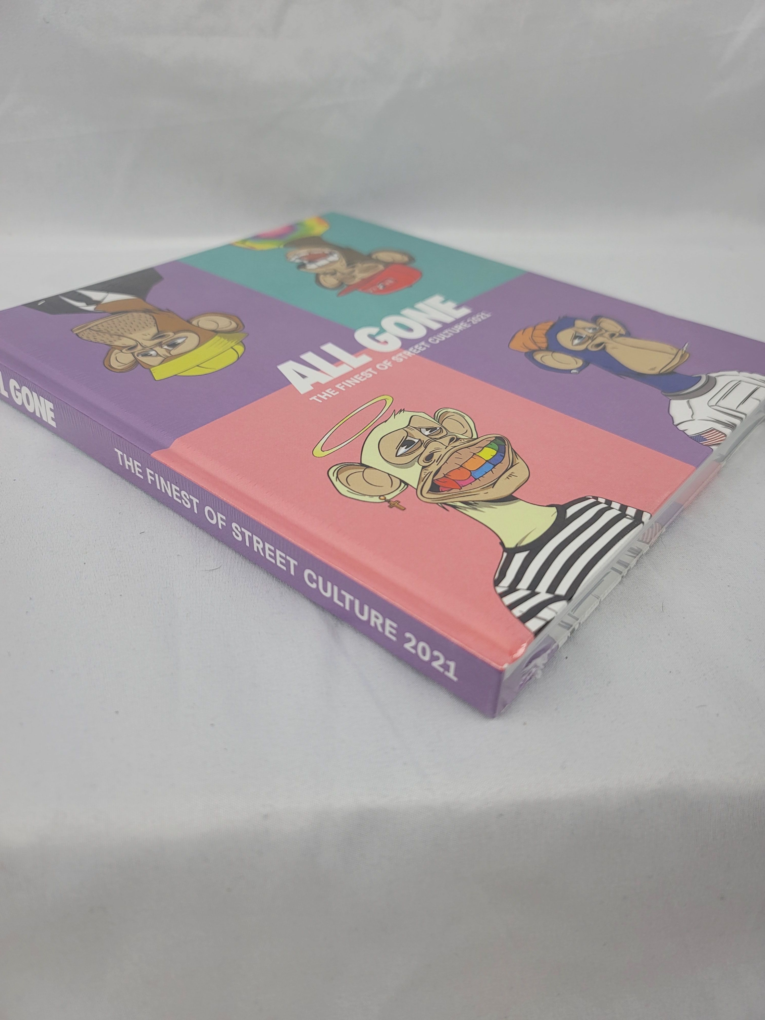 All Gone ALL GONE 2021 "(BORED) APES TOGETHER STRONG" BOOK MAGAZINE Size ONE SIZE - 4 Thumbnail