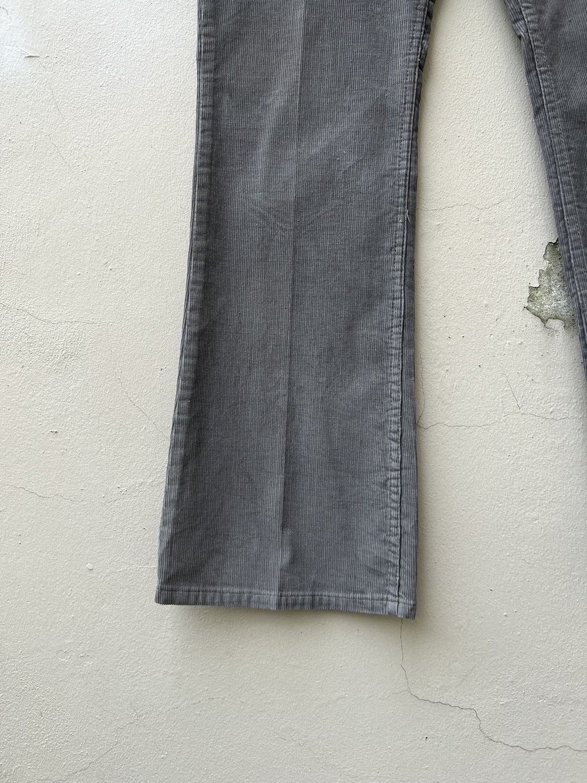 Levi's 70s 80s Levi’s 646 Fade Grey Corduroy Flare Jeans Size US 30 / EU 46 - 9 Thumbnail