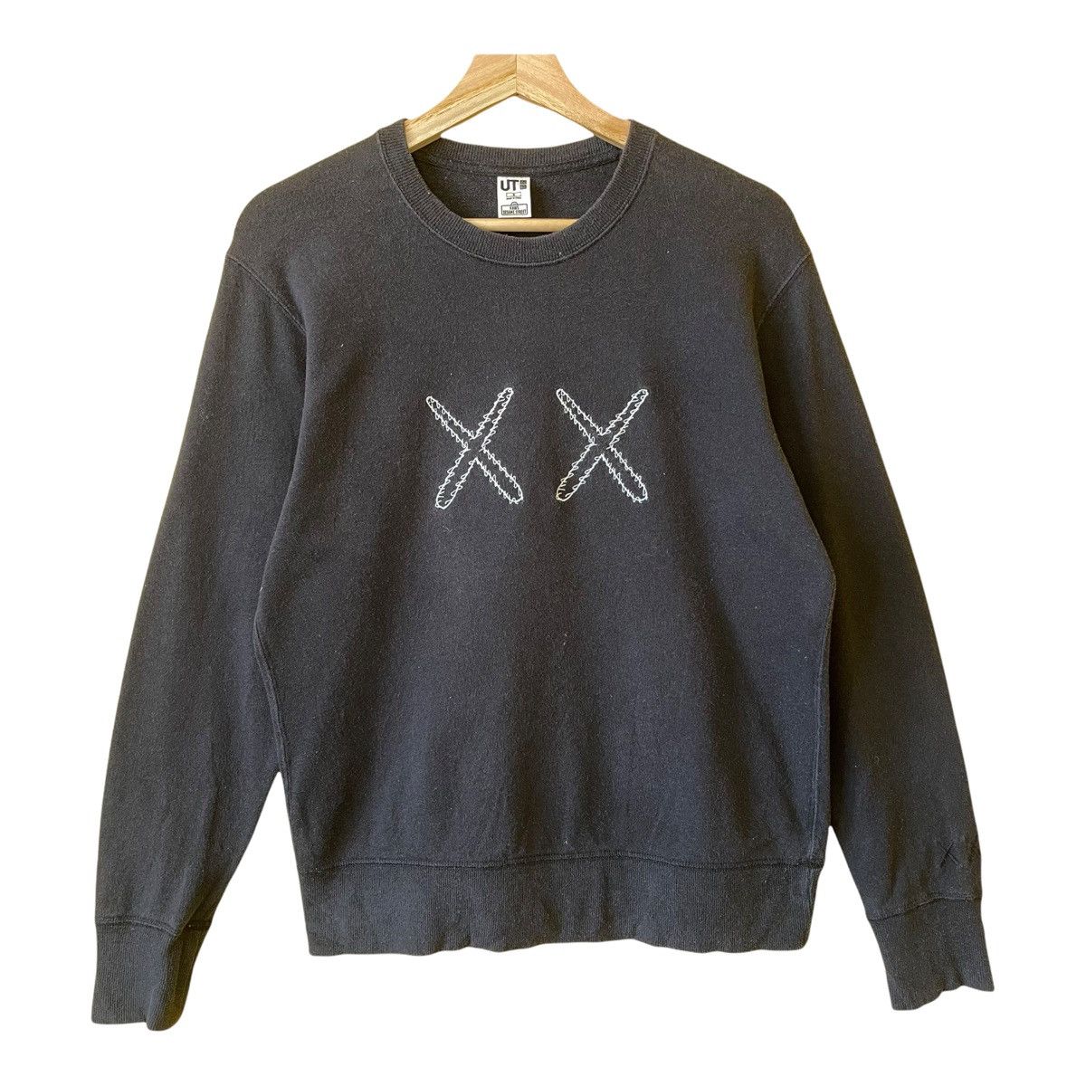 Japanese Brand RARE collaboration Uniqlo x Kaws x Sesame Street Sweatshirt Size US M / EU 48-50 / 2 - 6 Thumbnail