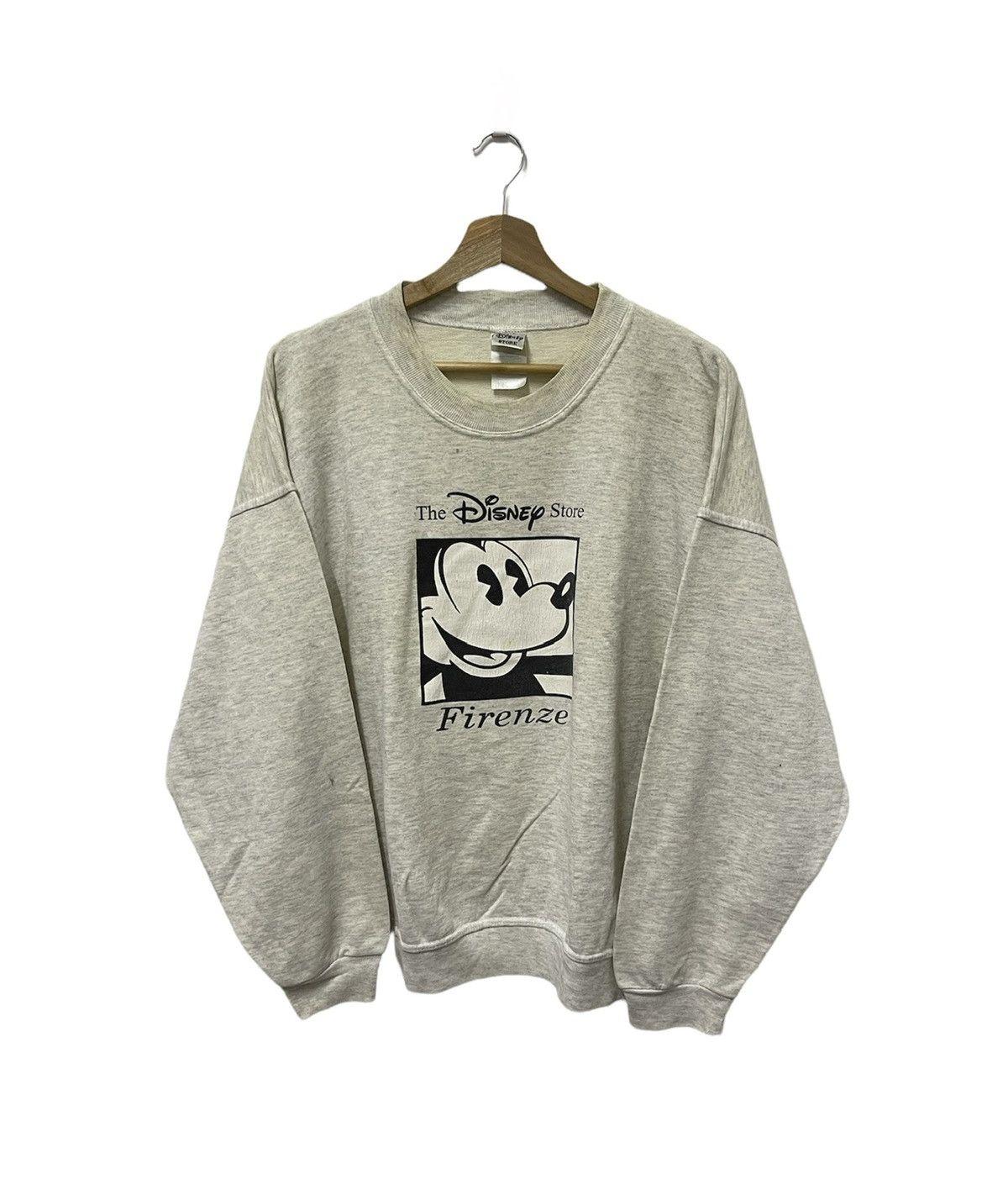 Japanese Brand × Vintage Vintage Disney Mickey Mouse Big Logo Baggy Style Sweatshirt Size US L / EU 52-54 / 3 - 1 Thumbnail