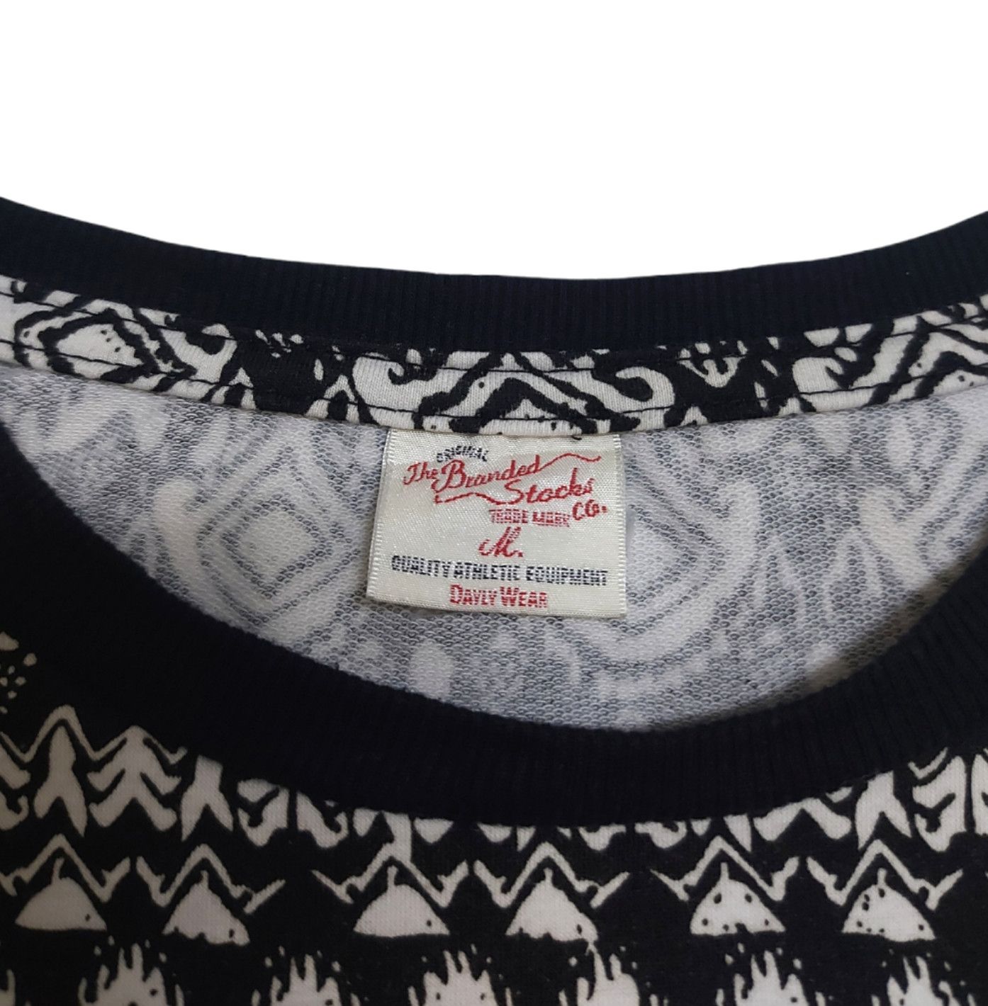 Designer × Japanese Brand RARE! THE BRANDED STOCKS CO. TRIBAL PATTERNED Size US L / EU 52-54 / 3 - 6 Thumbnail