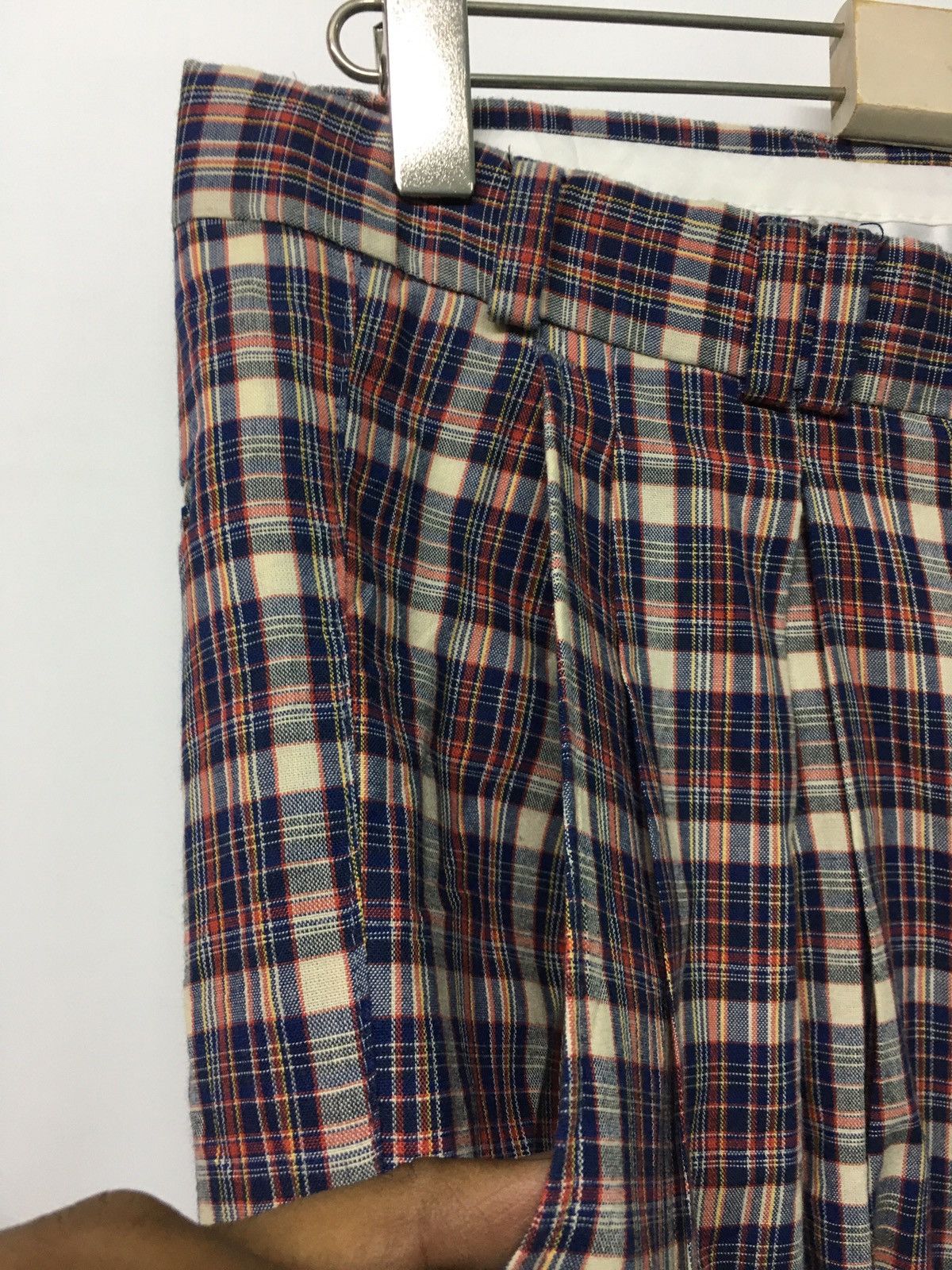 Aigner × Vintage Vintage Aigner Baggy Style Checkred Size US 33 - 4 Thumbnail
