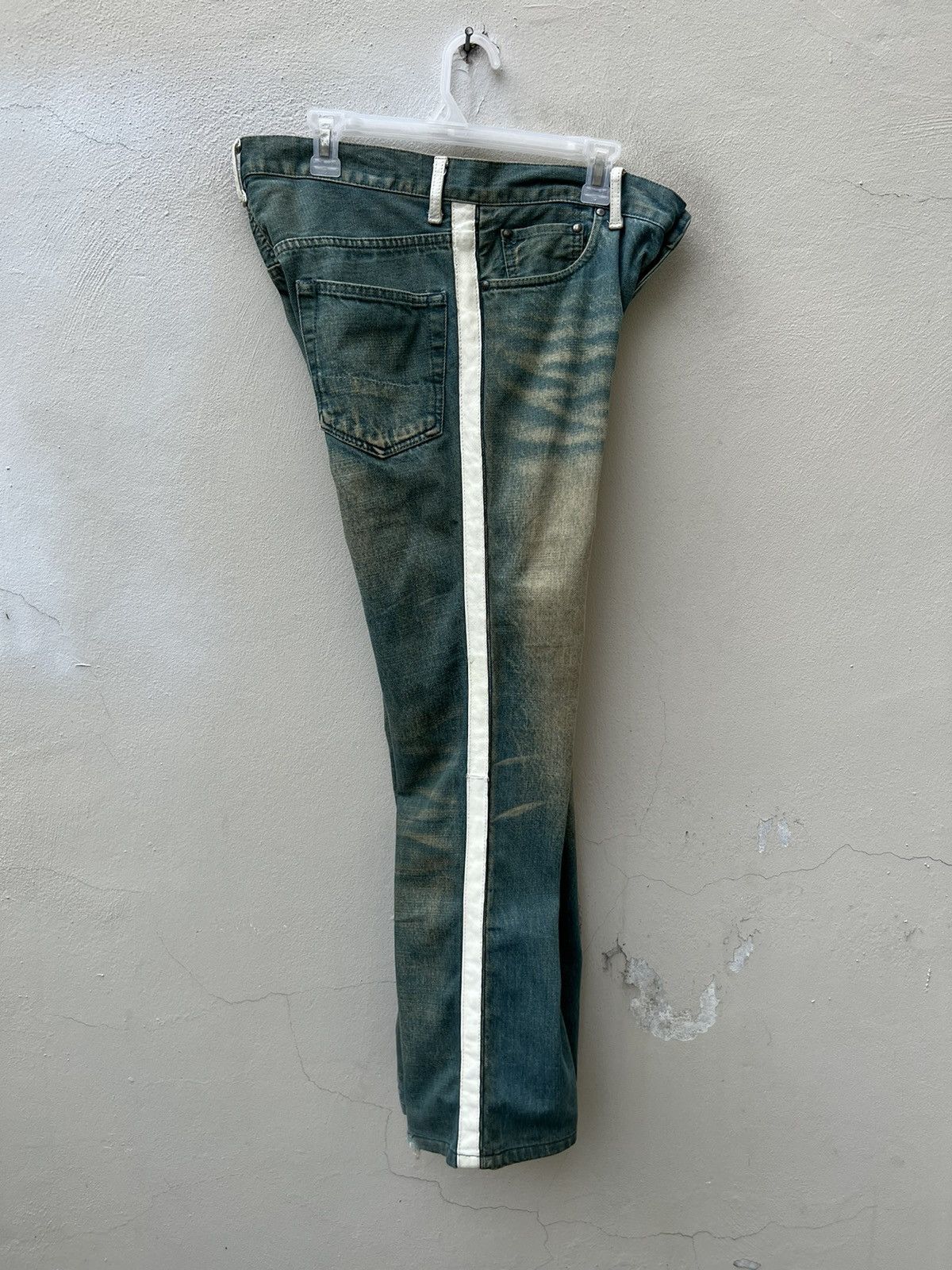 ABAHOUSE Vintage ABAHOUSE Japan Side Leather Tape Denim Mud Jeans Size US 32 / EU 48 - 23 Thumbnail