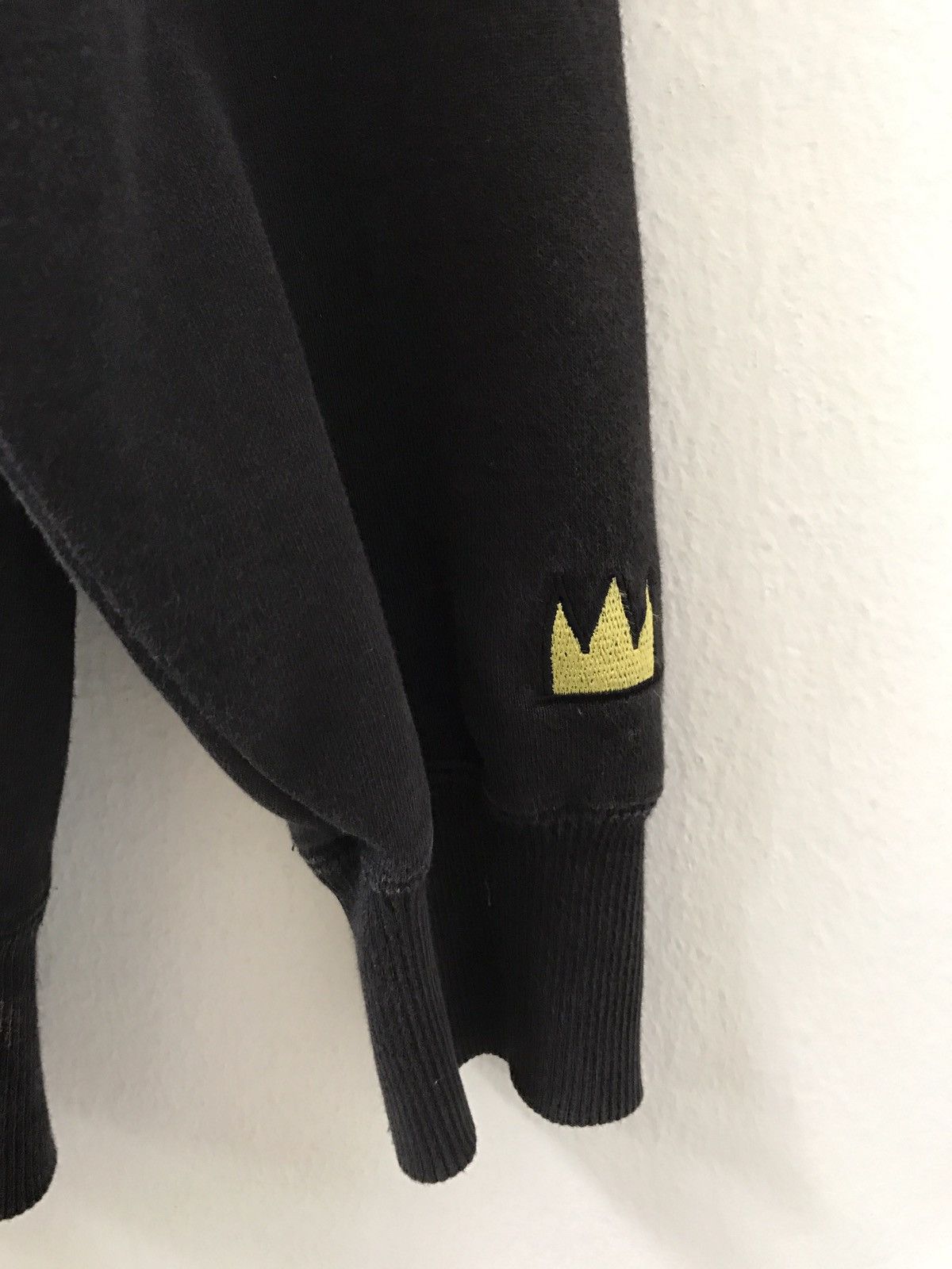 Jean-Michel Basquiat Vintage 2000s JMB X Uniqlo " BRATWURST " Black Hoodie Size US M / EU 48-50 / 2 - 3 Thumbnail