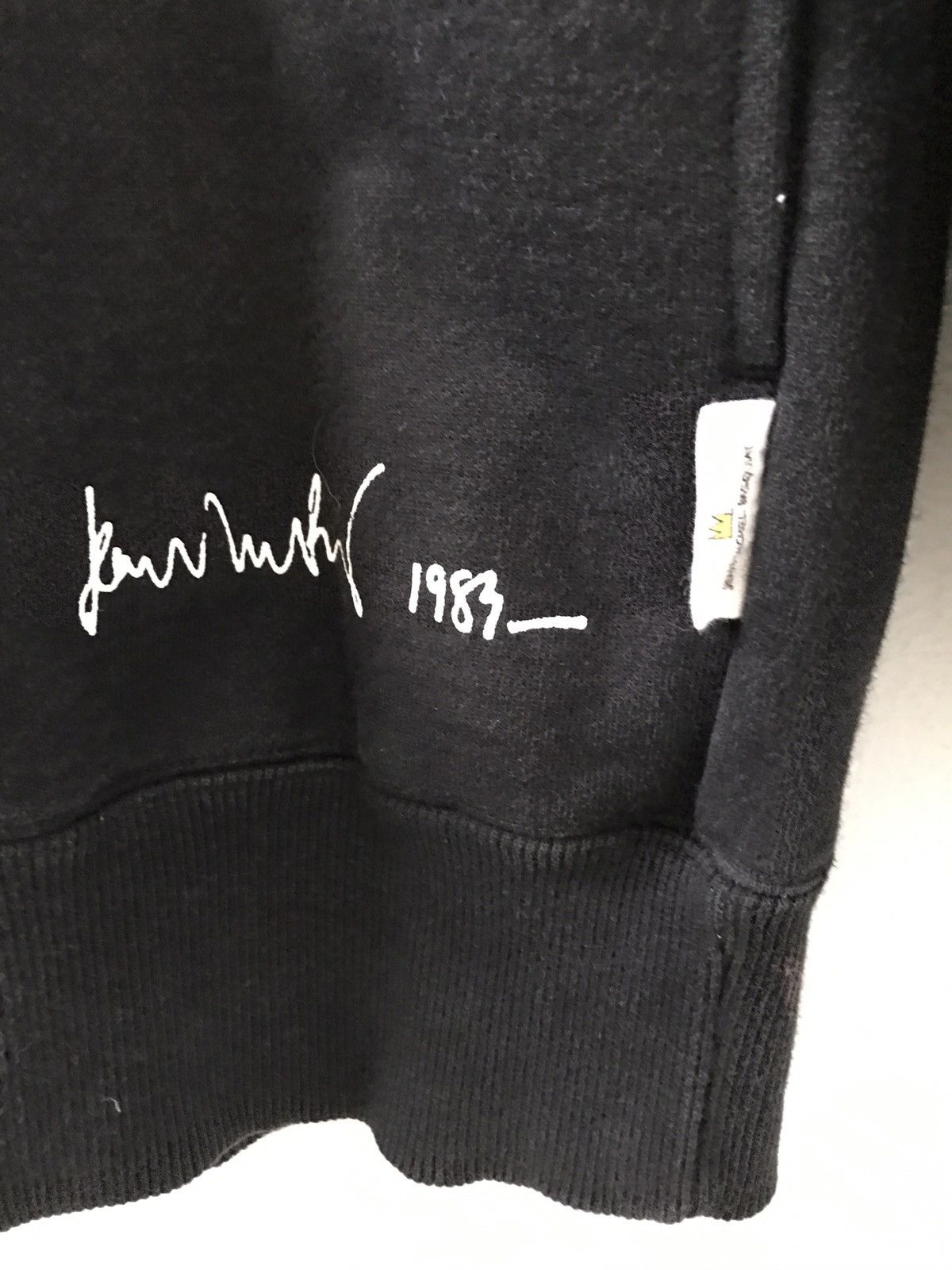 Jean-Michel Basquiat Vintage 2000s JMB X Uniqlo " BRATWURST " Black Hoodie Size US M / EU 48-50 / 2 - 2 Thumbnail