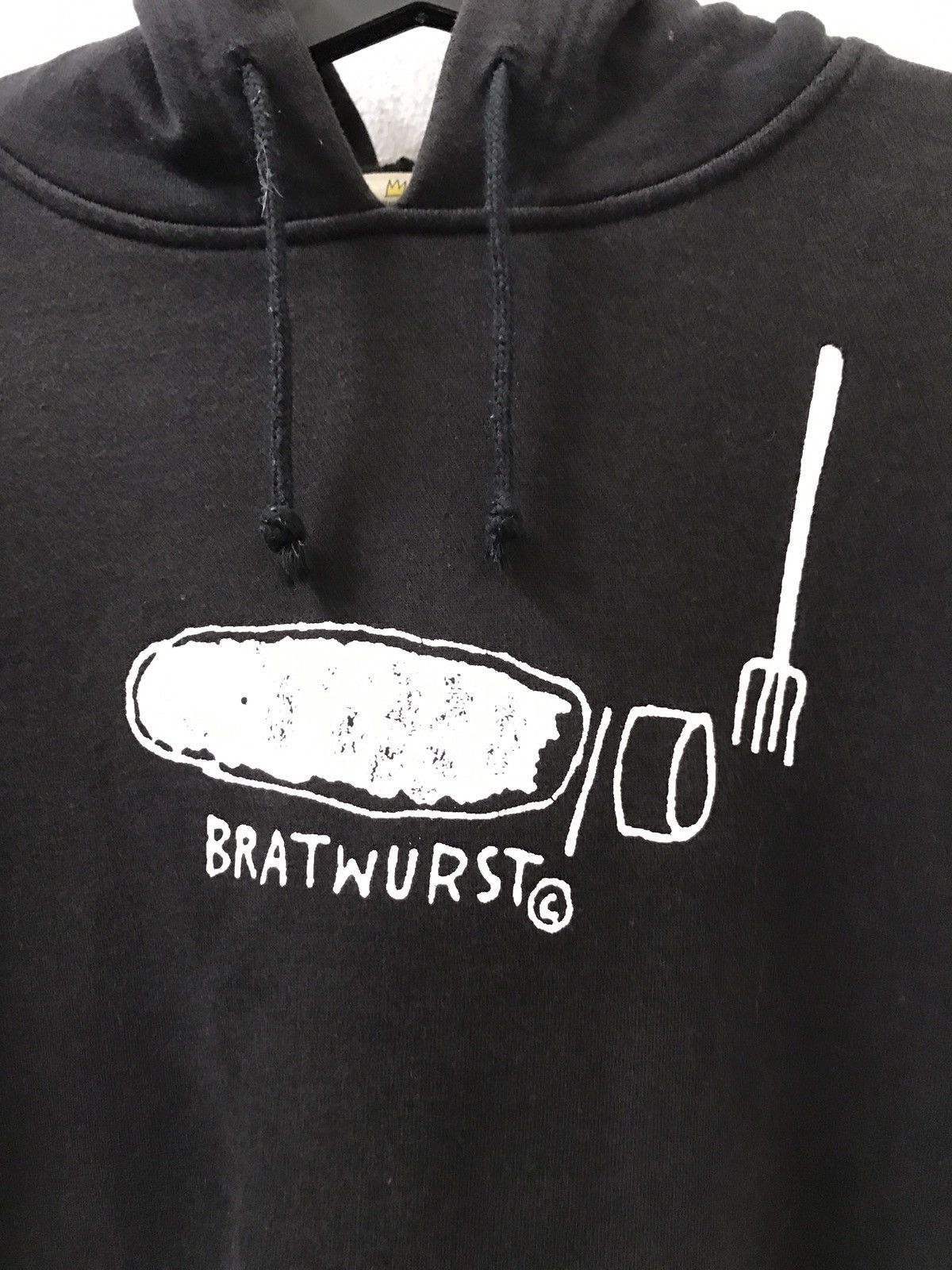 Jean-Michel Basquiat Vintage 2000s JMB X Uniqlo " BRATWURST " Black Hoodie Size US M / EU 48-50 / 2 - 4 Thumbnail