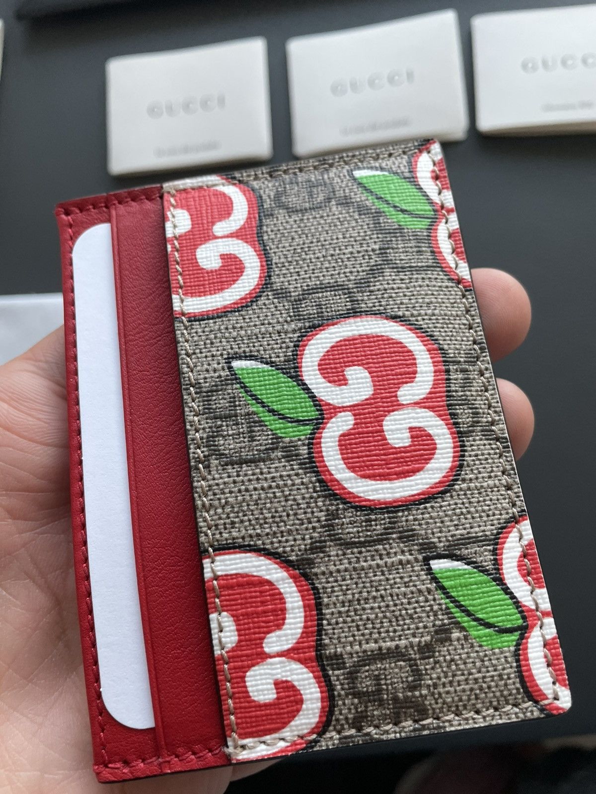 Gucci Brand NEW Gucci Apple Limited Edition Monogram Cardholder Size ONE SIZE - 17 Thumbnail