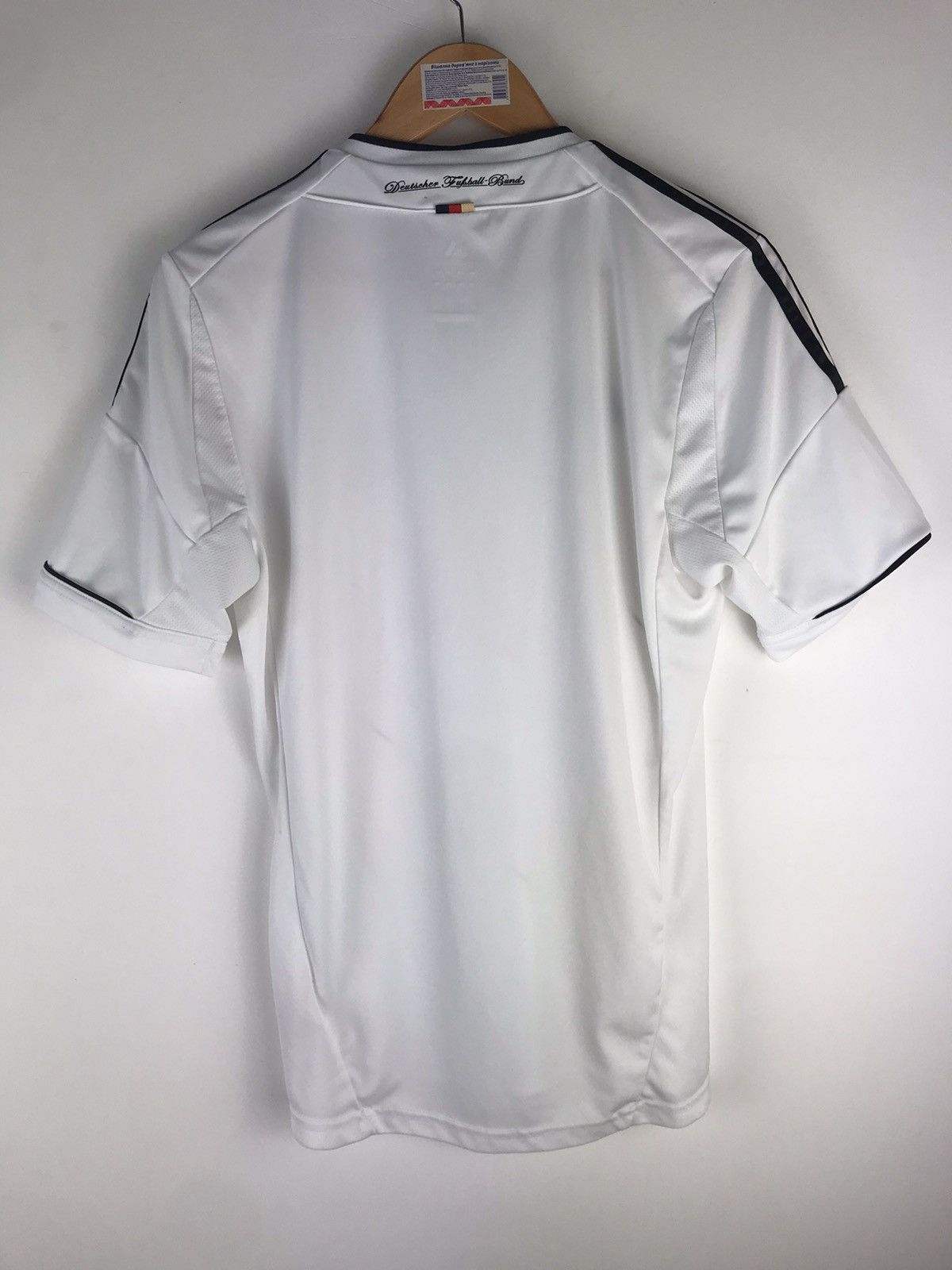 Adidas GERMANY 2012/13 HOME FOOTBALL ADIDAS X20656 sz S MEN WHIT Size US S / EU 44-46 / 1 - 2 Thumbnail