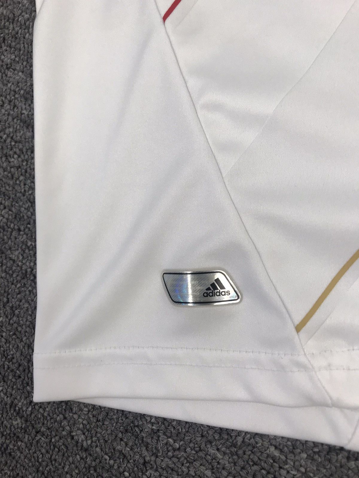 Adidas GERMANY 2012/13 HOME FOOTBALL ADIDAS X20656 sz S MEN WHIT Size US S / EU 44-46 / 1 - 5 Thumbnail