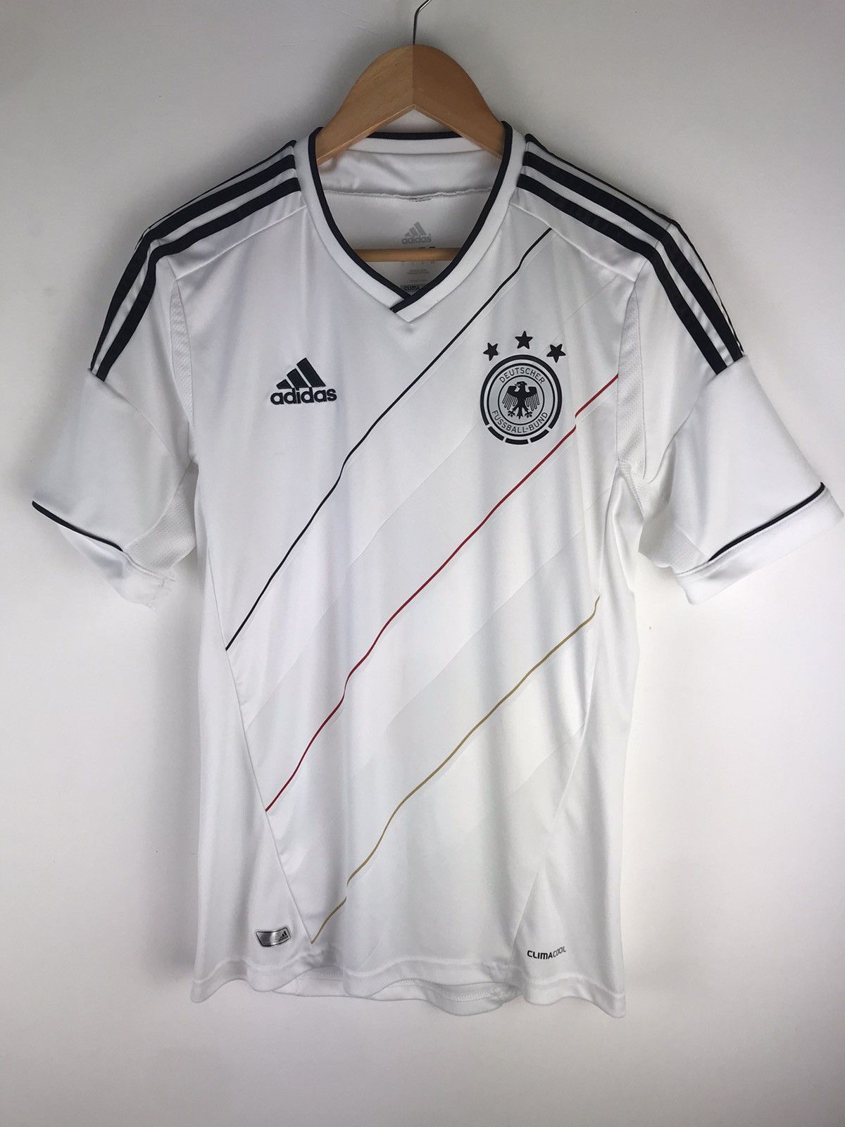 Adidas GERMANY 2012/13 HOME FOOTBALL ADIDAS X20656 sz S MEN WHIT Size US S / EU 44-46 / 1 - 1 Thumbnail