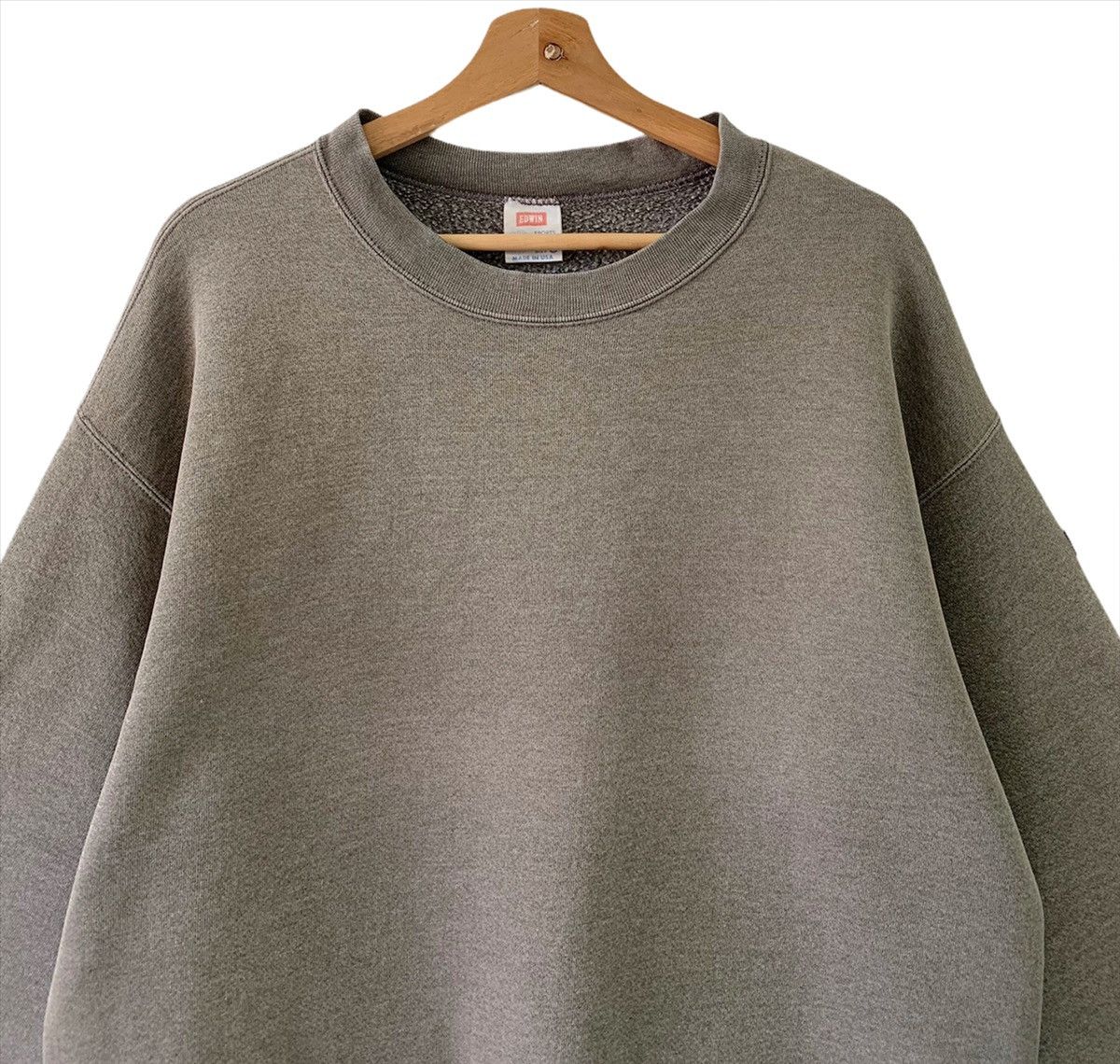 Edwin × Vintage Vintage 90’s Edwin Plain Crewneck Sweatshirt Size M Size US M / EU 48-50 / 2 - 4 Thumbnail