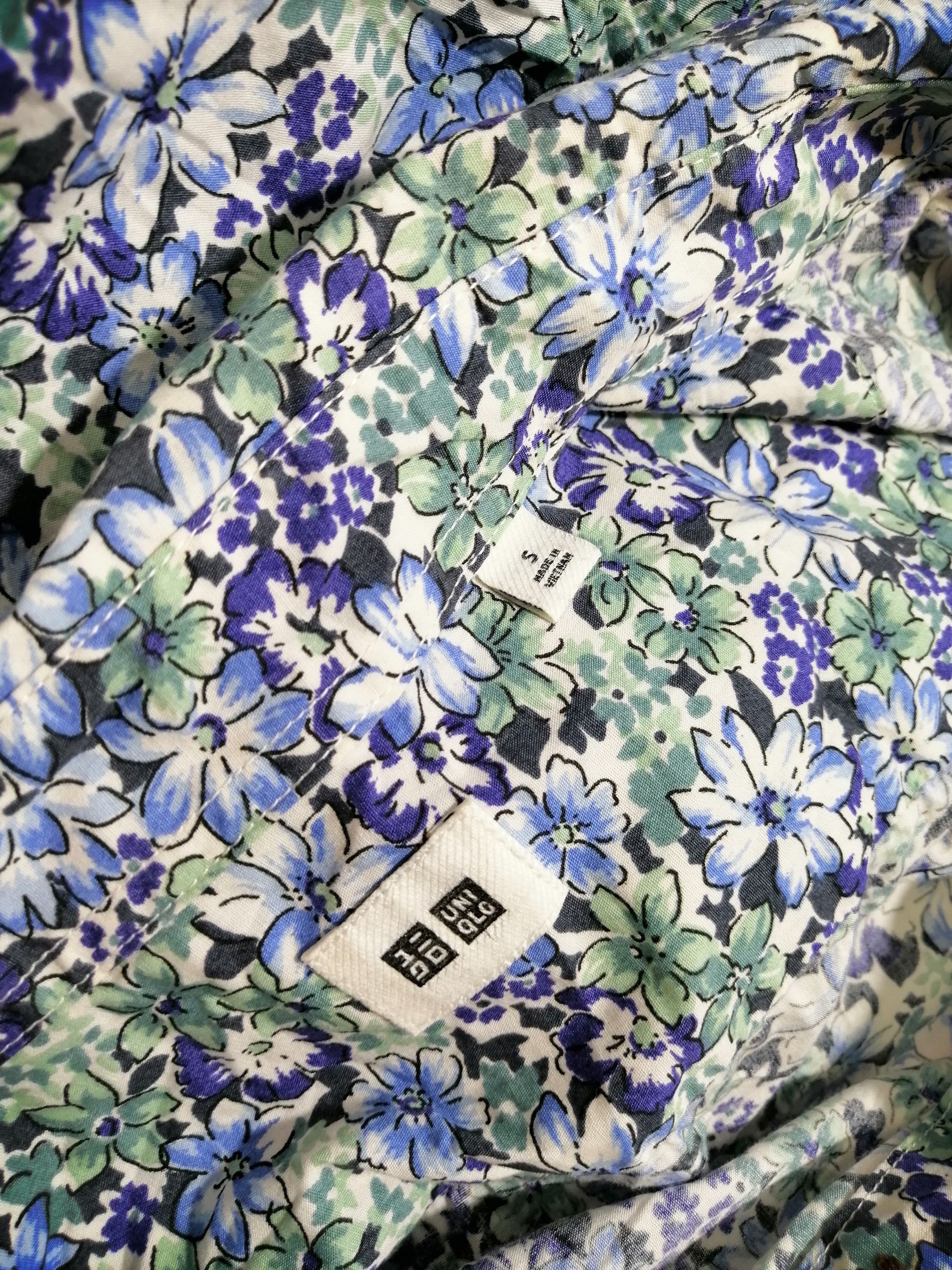Uniqlo Uniqlo Flowers Button Ups Shirt Size US S / EU 44-46 / 1 - 4 Thumbnail