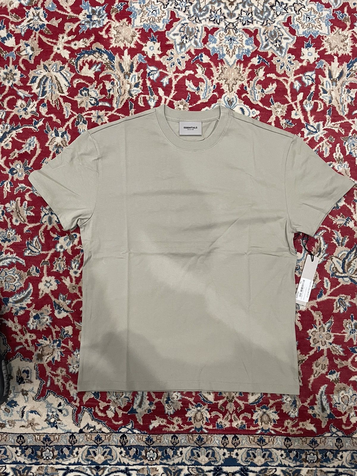 Fear of God Fear of God Essentials Pistachio T-shirt Size US XS / EU 42 / 0 - 2 Thumbnail