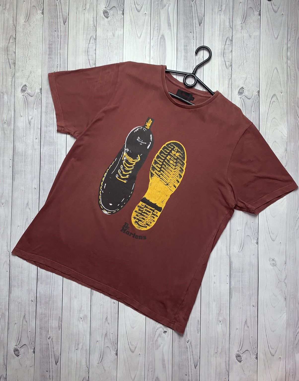 Dr. Martens Dr. martens brown Tee big logo size XL Size US L / EU 52-54 / 3 - 1 Thumbnail