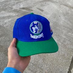 CustomCat Minnesota Timberwolves Vintage NBA Crewneck Sweatshirt Forest Green / L