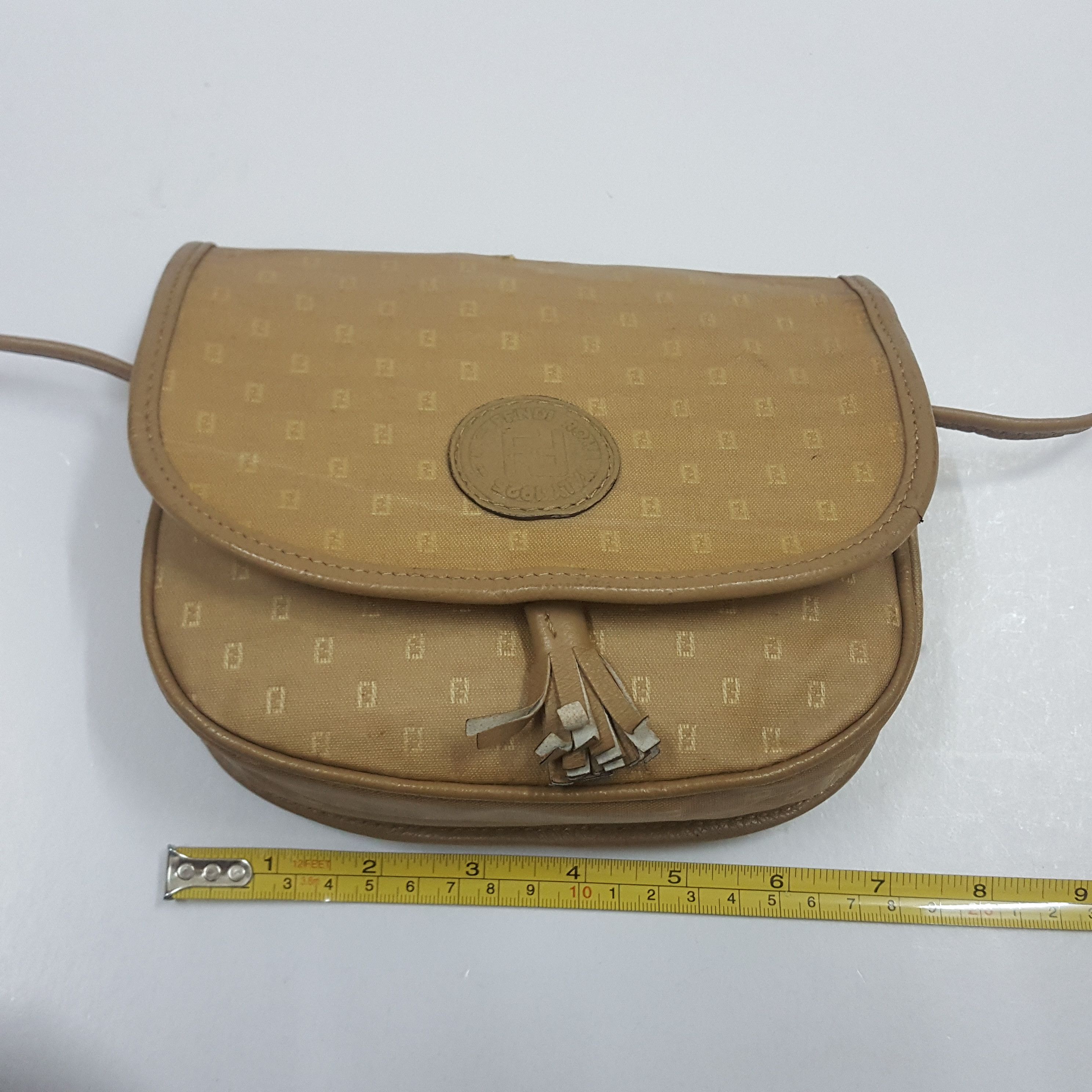 Fendi × Vintage Vintag FENDI full print logo sling bag made in Italy Size ONE SIZE - 10 Thumbnail