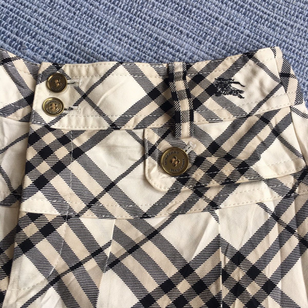 Burberry novacheck short Size US 28 / EU 44 - 2 Thumbnail
