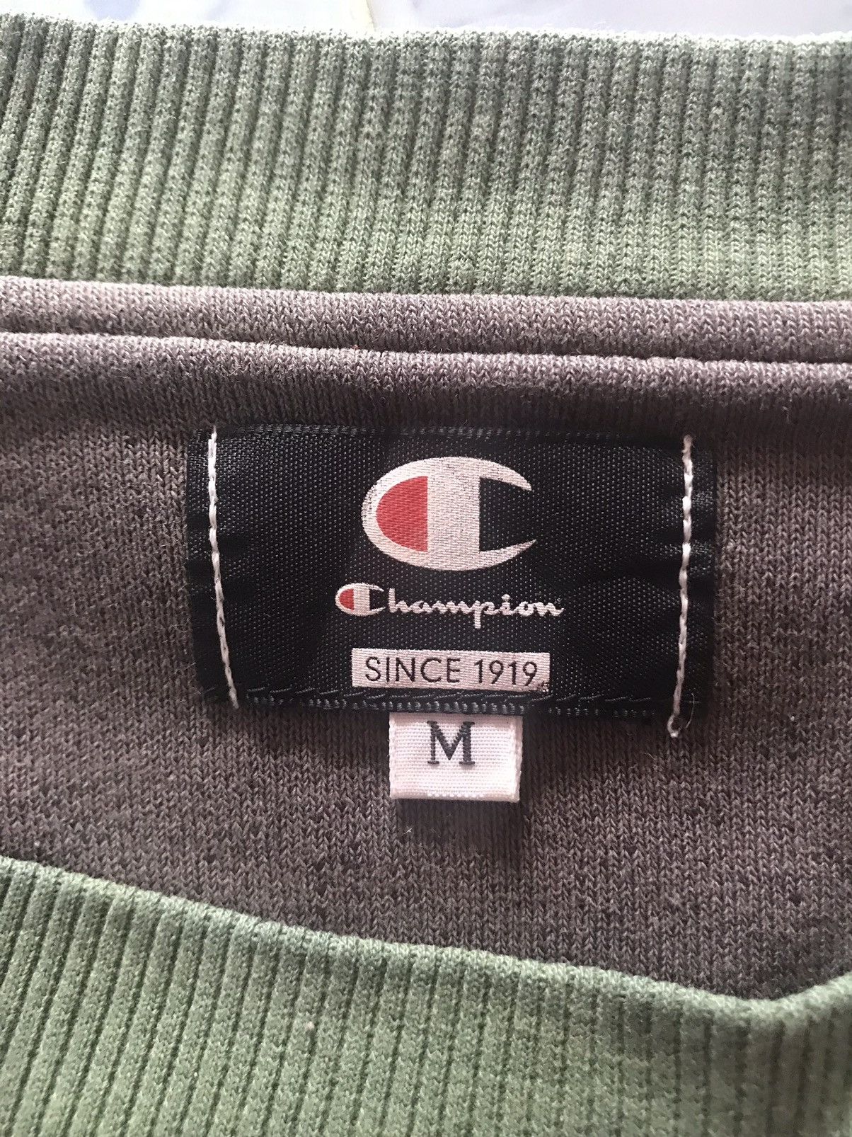 Champion Champion sweatshirt size M Size US M / EU 48-50 / 2 - 3 Thumbnail