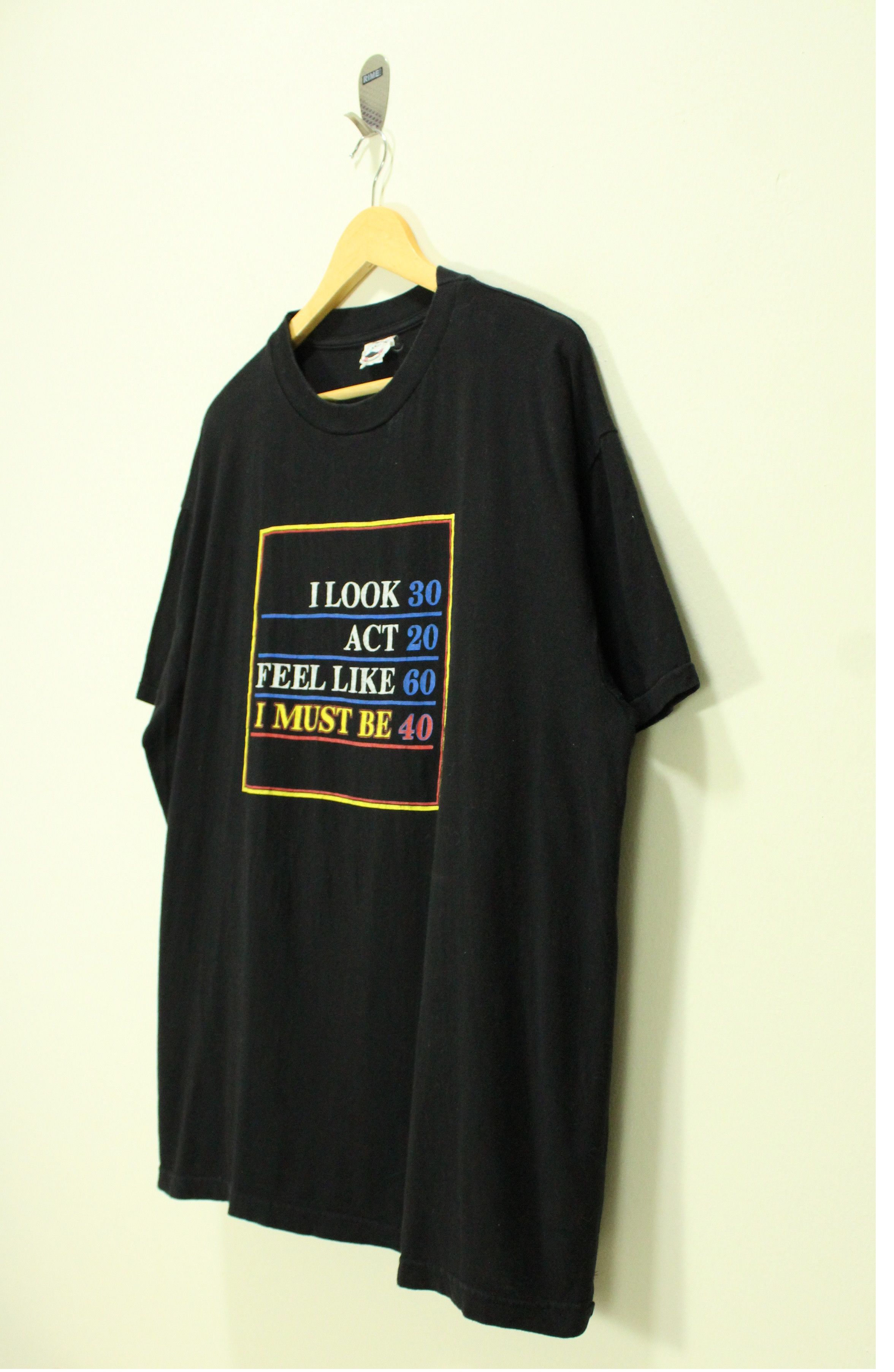 Vintage Vintage 90s FUNNY T Shirt Birthday Size US XL / EU 56 / 4 - 2 Thumbnail