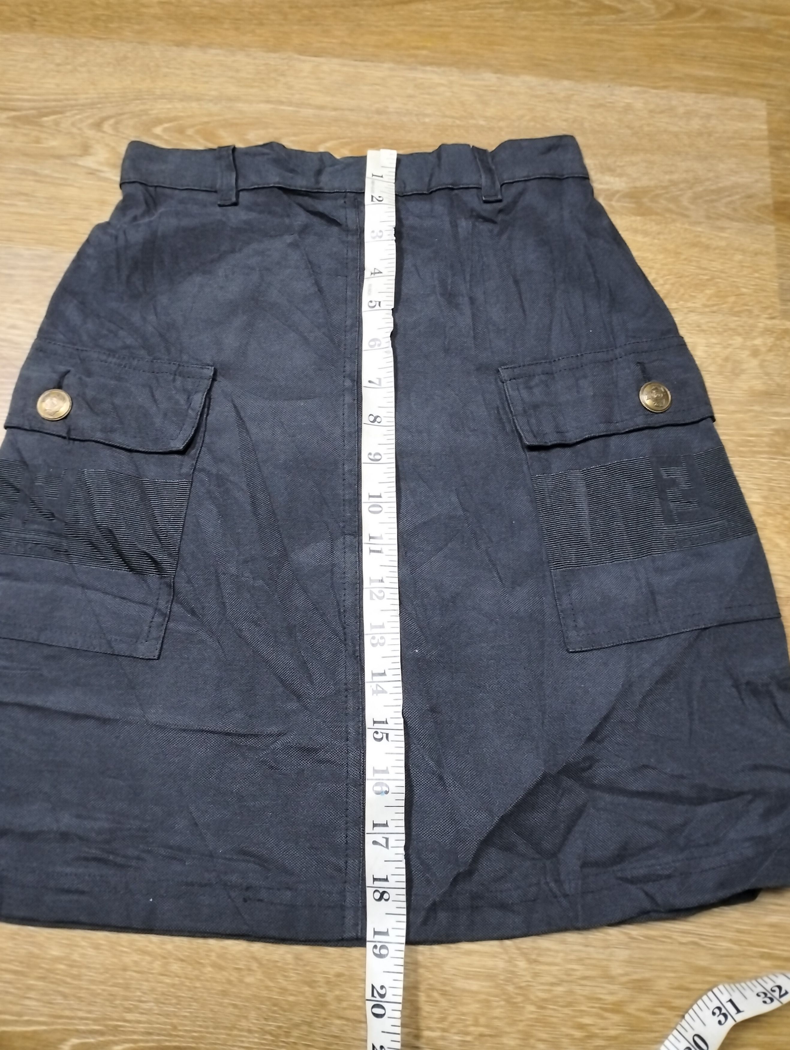 Fendi × Vintage Vintage Fendi Cargo Skirt Nice Design Size 25" / US 0 / IT 36 - 11 Thumbnail