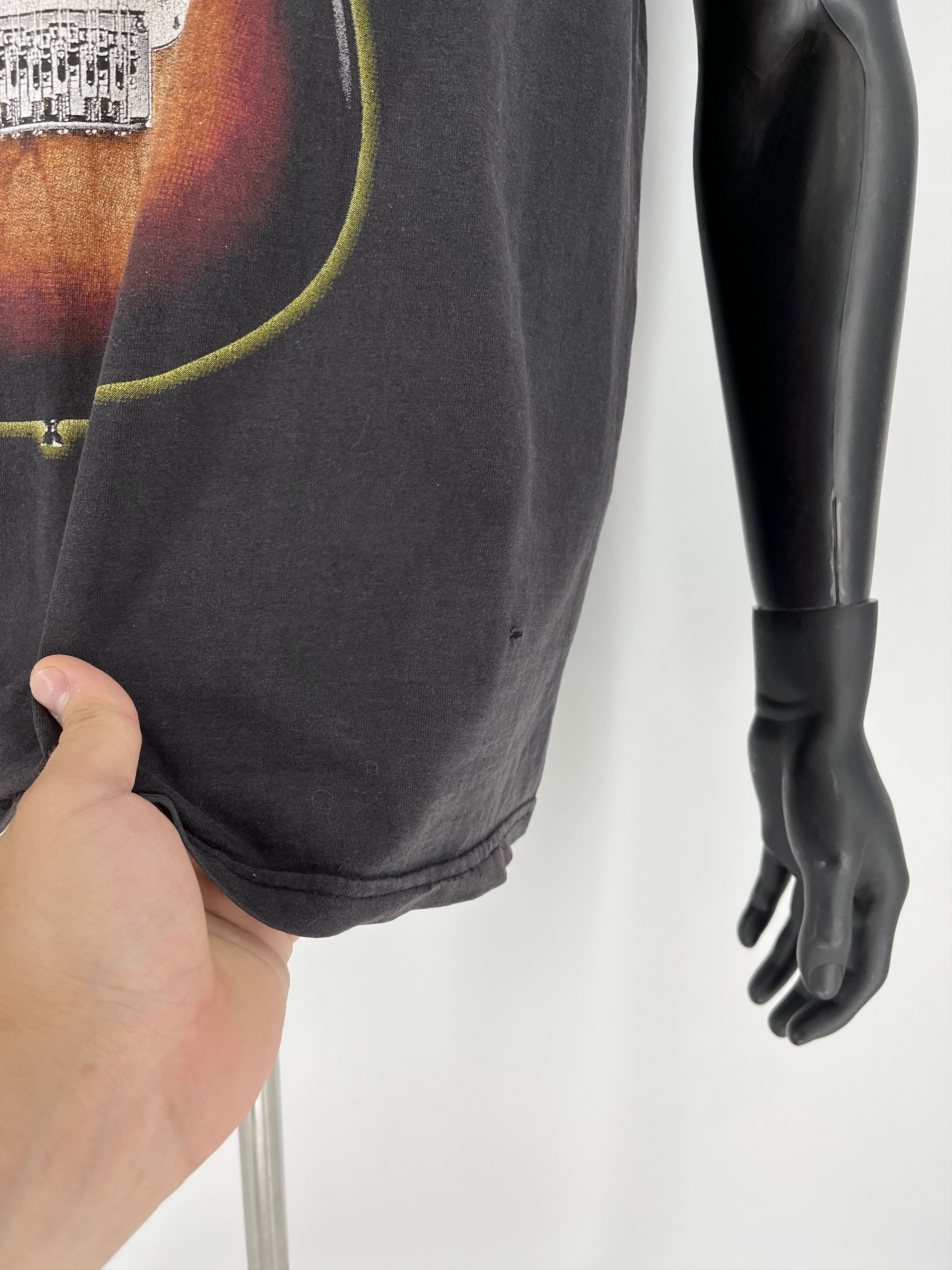 Nirvana × Vintage Vintage 90s NIRVANA KURT COBAIN Tee Shirt Travis Style Size US L / EU 52-54 / 3 - 8 Thumbnail
