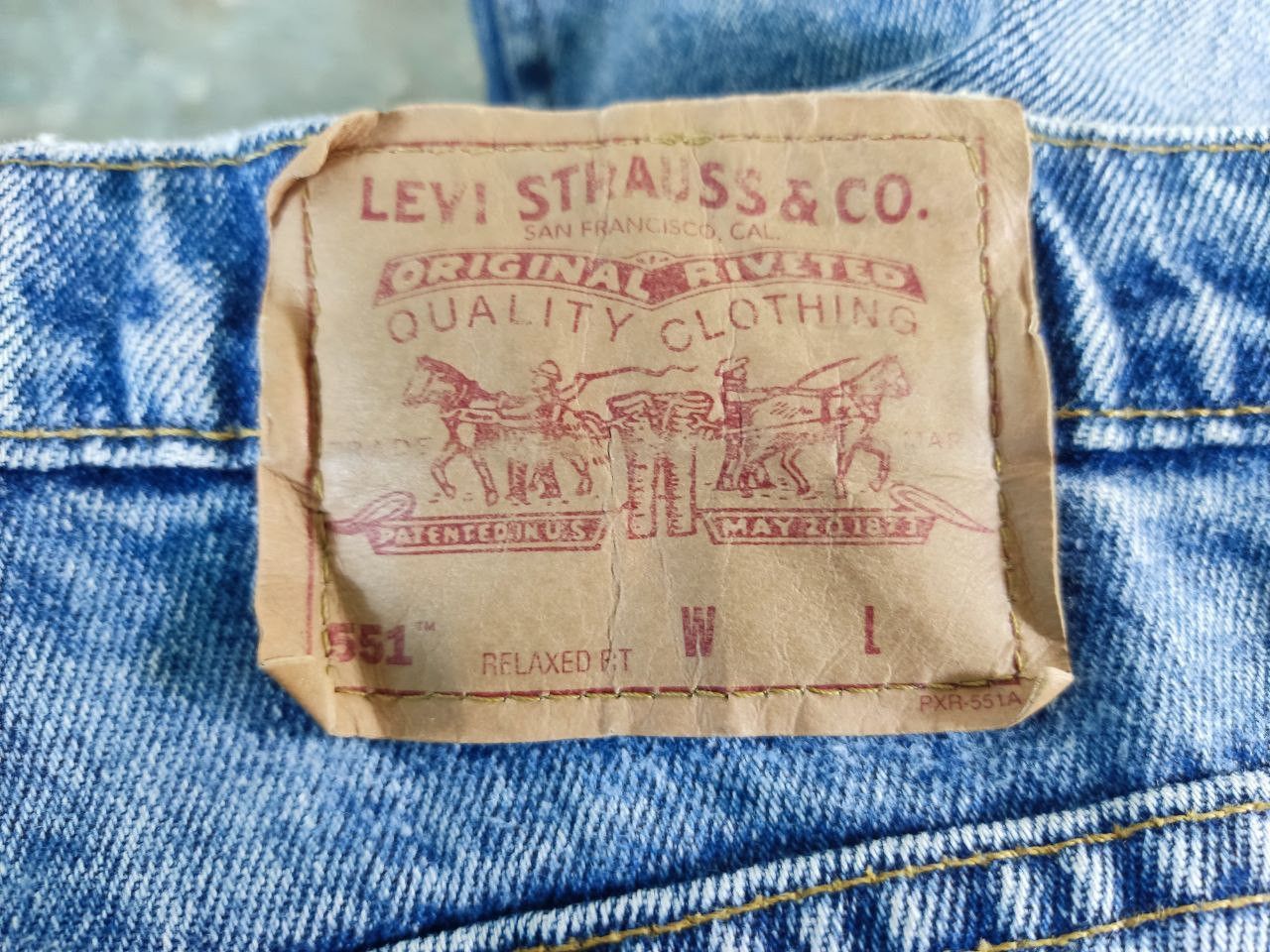 Levi's vintage levis 551 relaxed fit denim Size US 35 - 3 Thumbnail