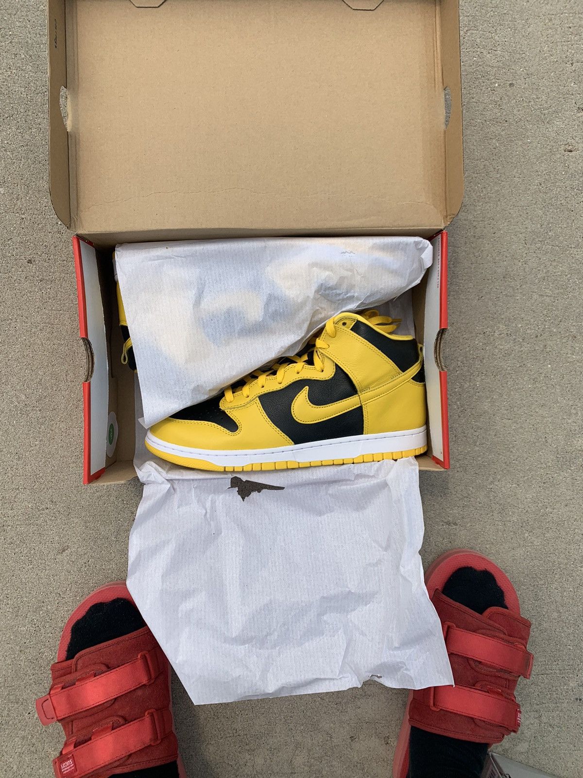 Nike Nike Dunk High Varsity Maize Size US 11 / EU 44 - 1 Thumbnail