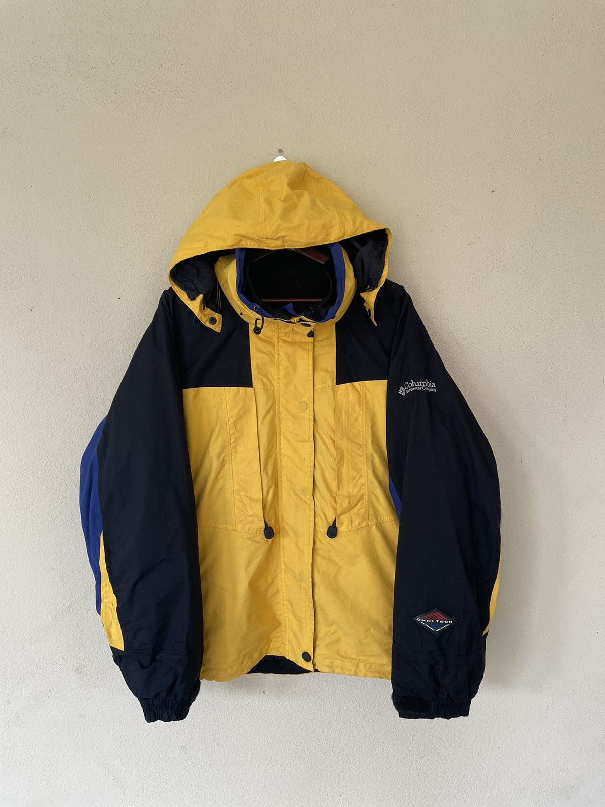 COLUMBIA SPORTSWEAR PUFFER JACKET
