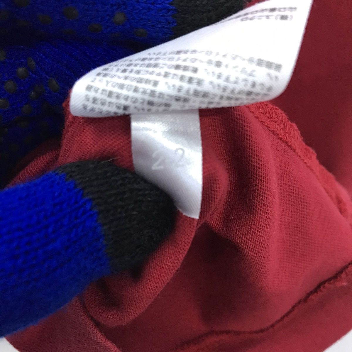 Kaws × Uniqlo *Rare!! Uniqlo X Kaws tee Size US S / EU 44-46 / 1 - 17 Thumbnail
