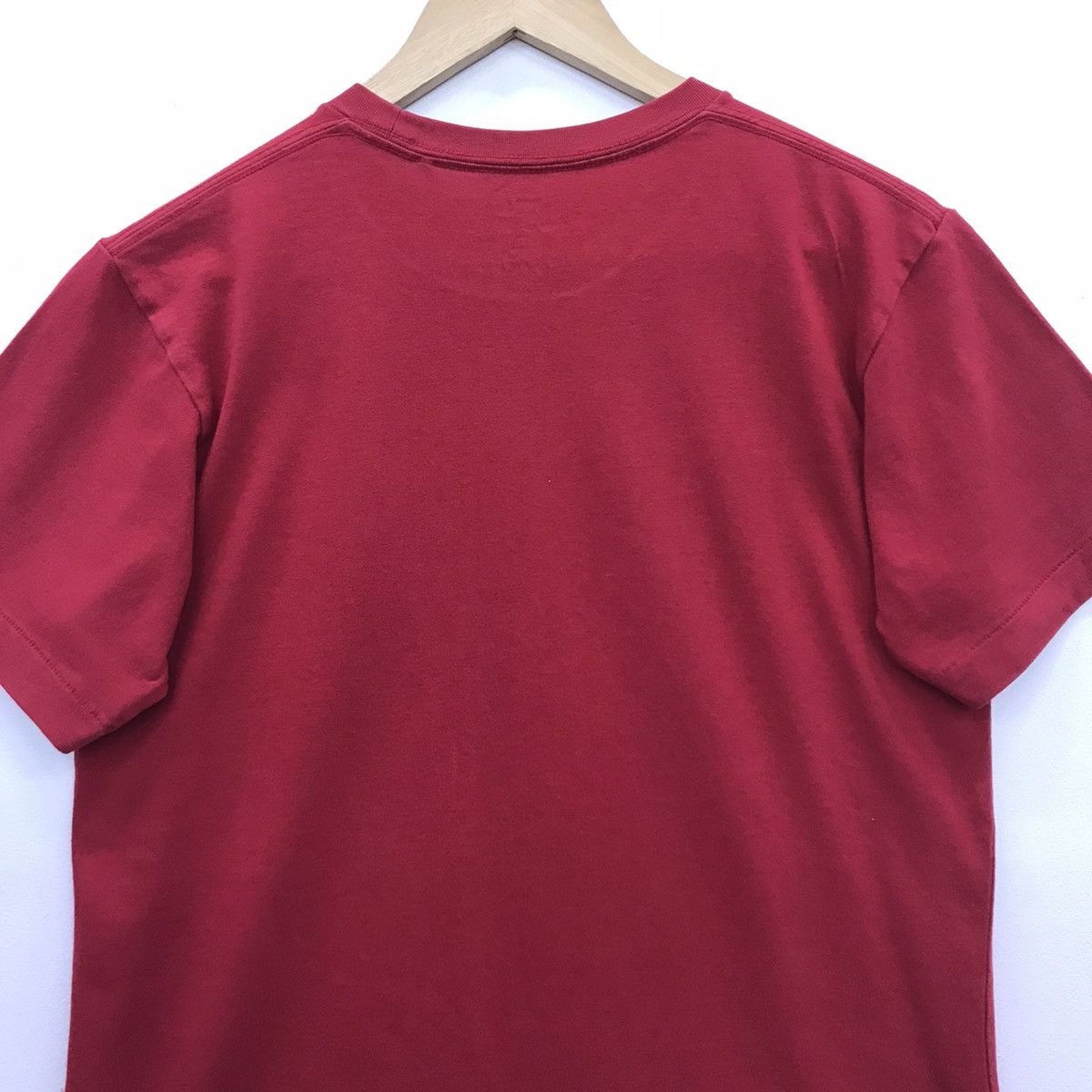 Kaws × Uniqlo *Rare!! Uniqlo X Kaws tee Size US S / EU 44-46 / 1 - 12 Thumbnail