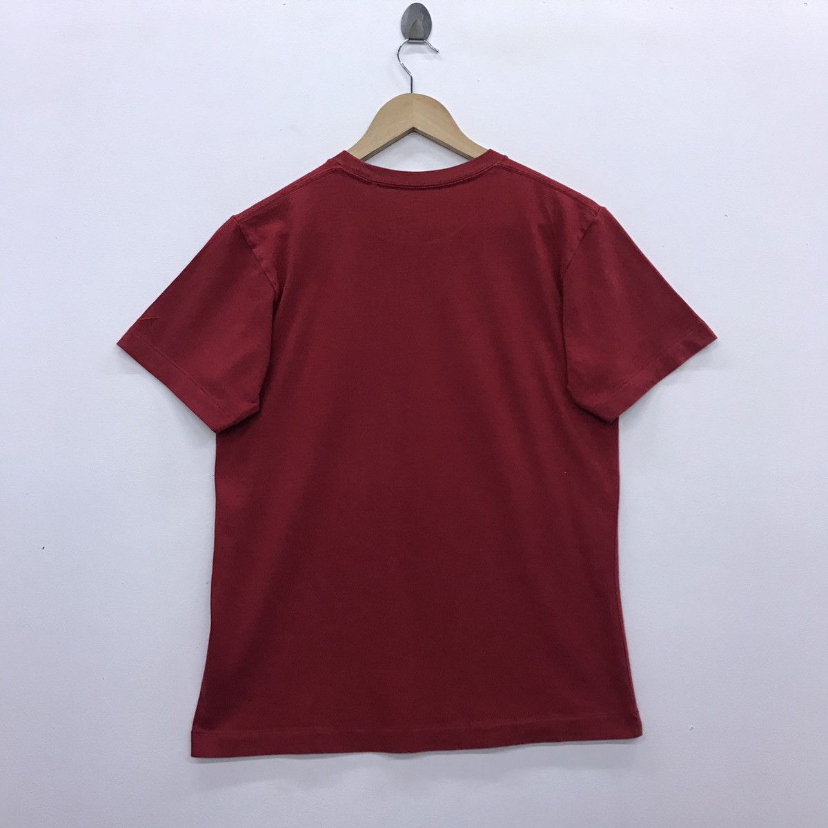 Kaws × Uniqlo *Rare!! Uniqlo X Kaws tee Size US S / EU 44-46 / 1 - 10 Thumbnail
