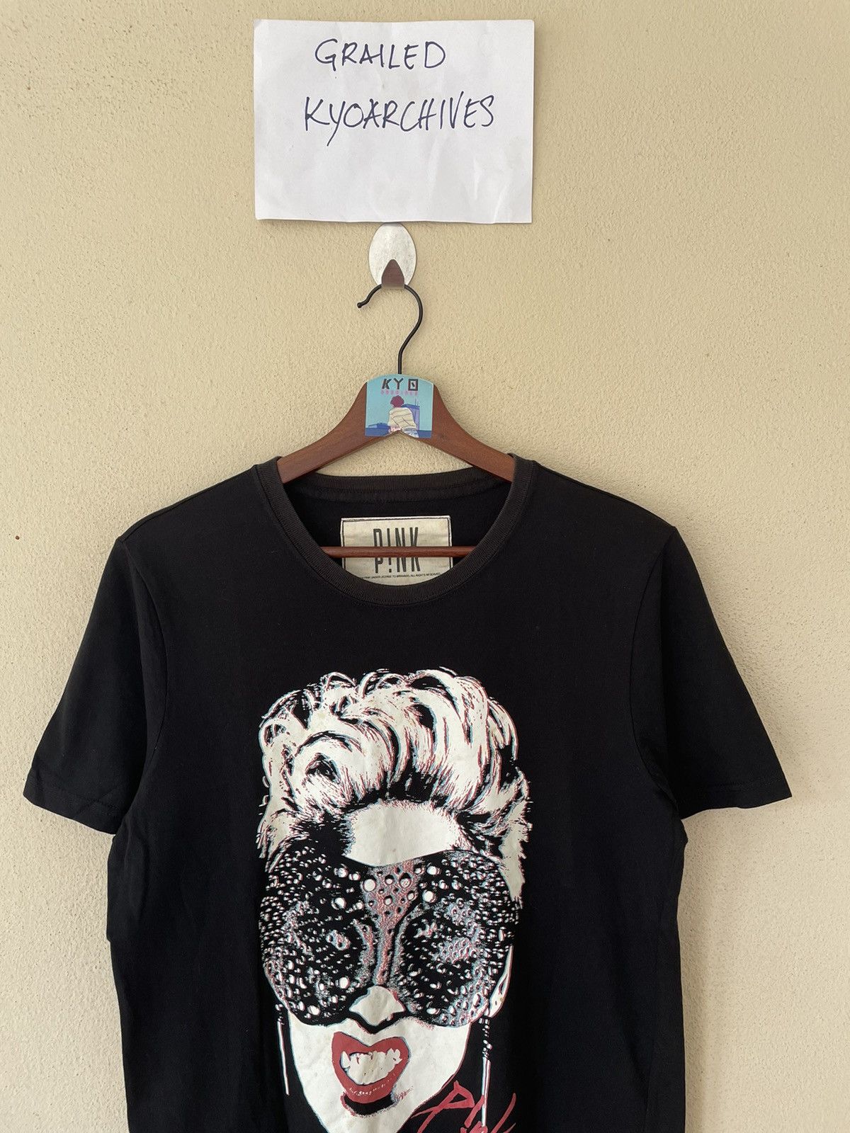 Giordano × Pink PINK! x GIODARNO 2014 COPYRIGHT TEE Size US S / EU 44-46 / 1 - 3 Thumbnail
